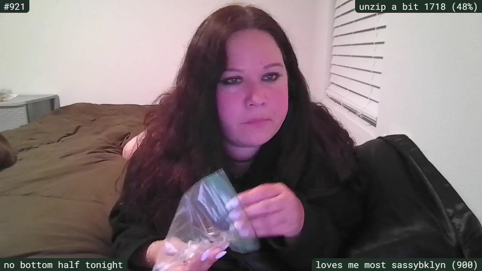 Gallery image thumbnail from SassySarah94's myfreecams stream on, 04/24/2026, 03:29 image 15 of 20