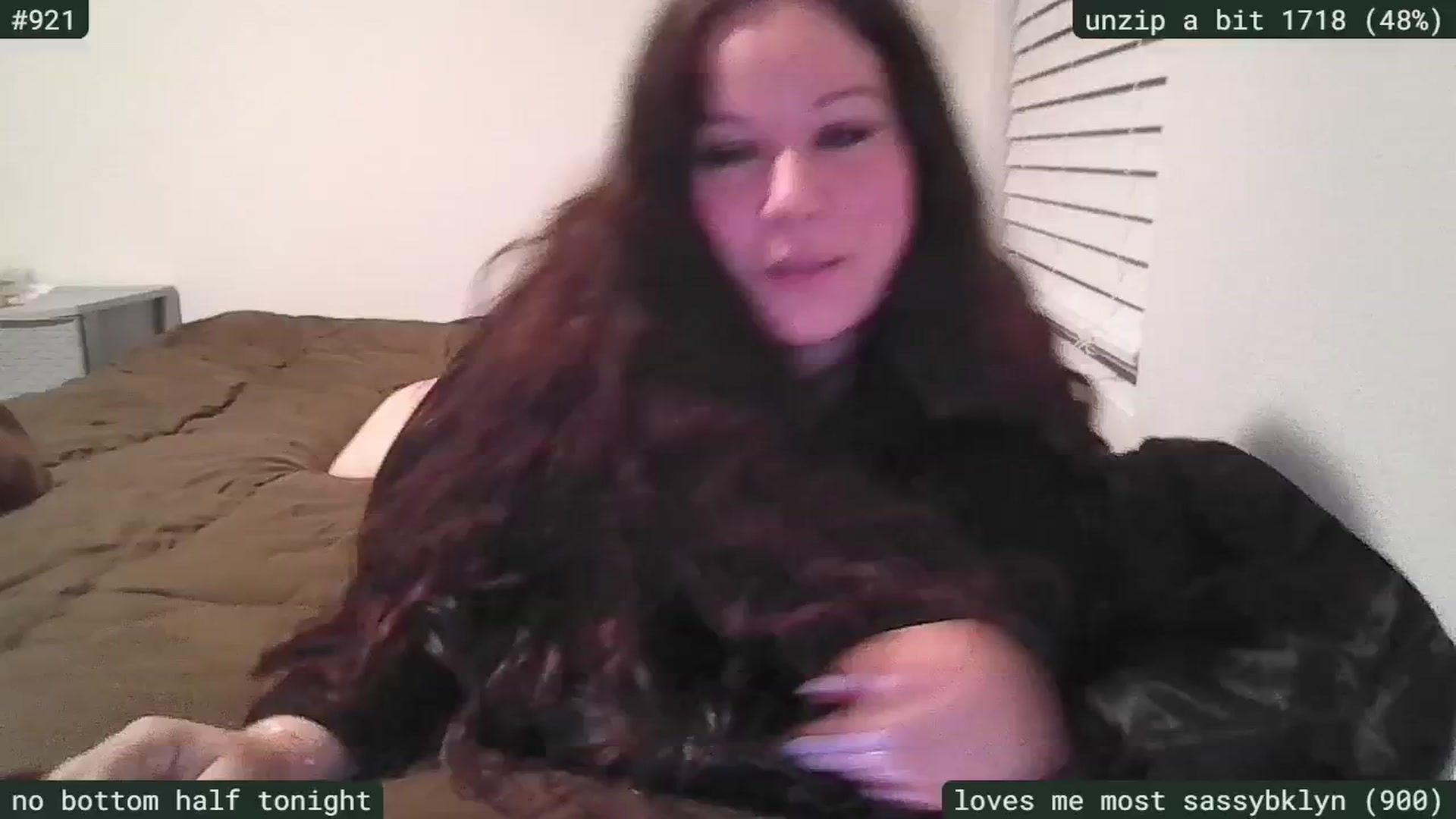 Gallery image thumbnail from SassySarah94's myfreecams stream on, 04/24/2026, 03:29 image 8 of 20