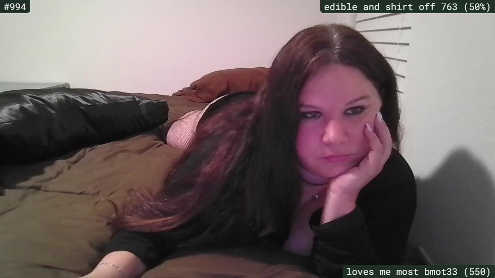 Gallery image thumbnail from SassySarah94's myfreecams stream on, 04/27/2026, 04:06 image 6 of 20