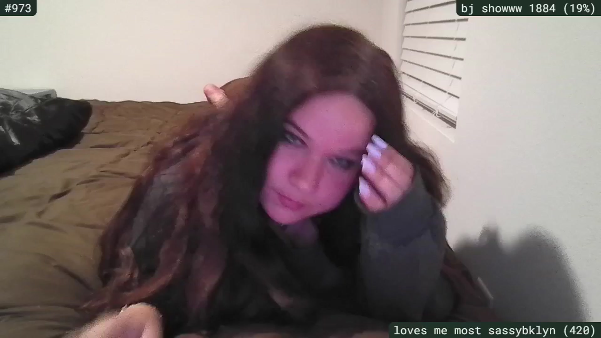 Gallery image thumbnail from SassySarah94's myfreecams stream on, 04/29/2026, 03:14 image 9 of 20