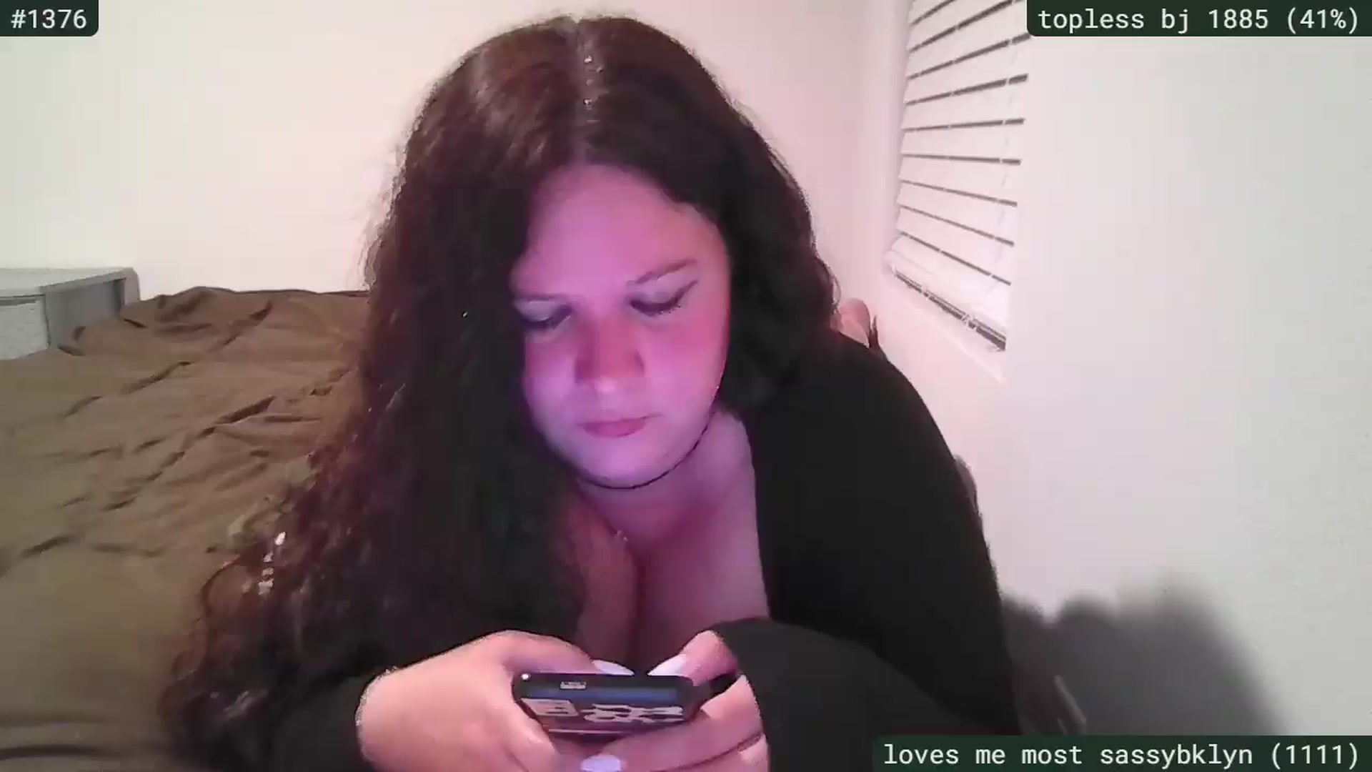 Gallery image thumbnail from SassySarah94's myfreecams stream on, 05/16/2026, 05:00 image 7 of 20
