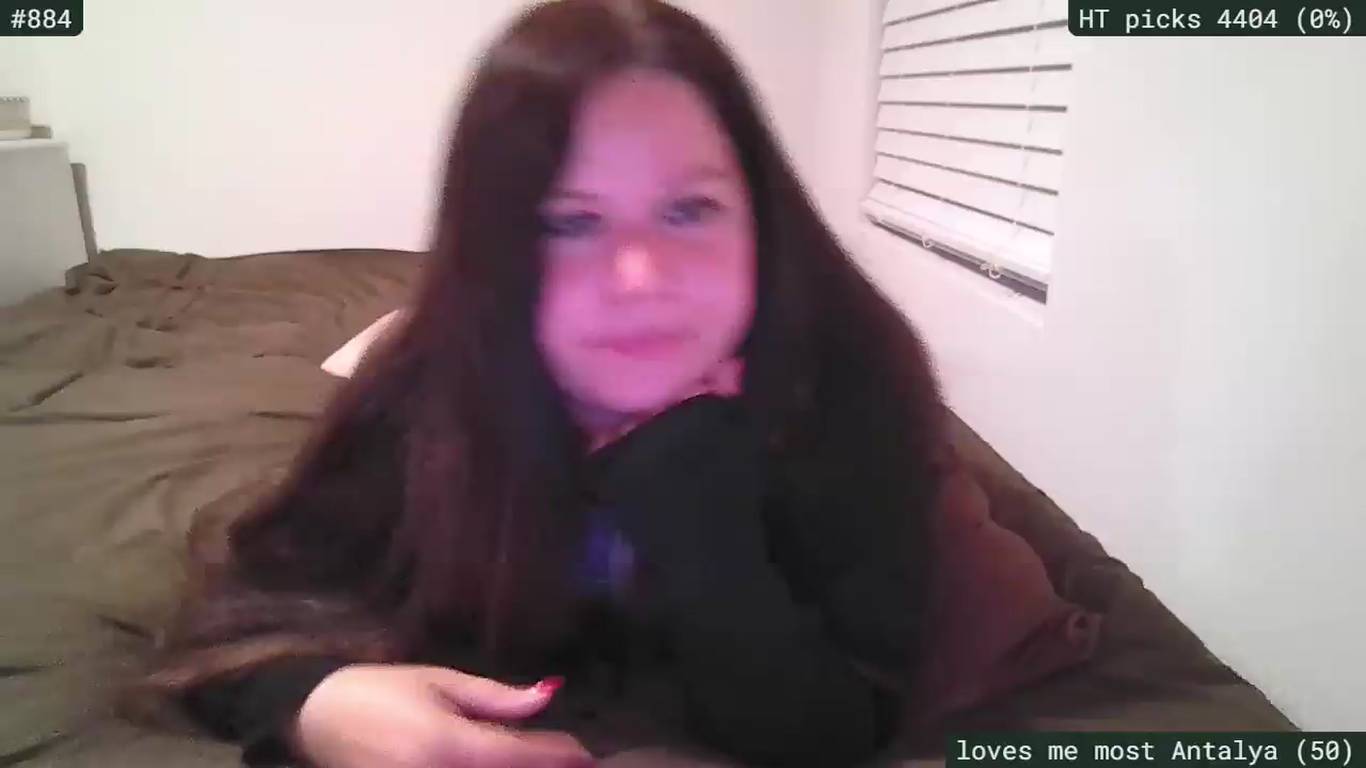 Gallery image thumbnail from SassySarah94's myfreecams stream on, 05/29/2026, 02:42 image 14 of 20