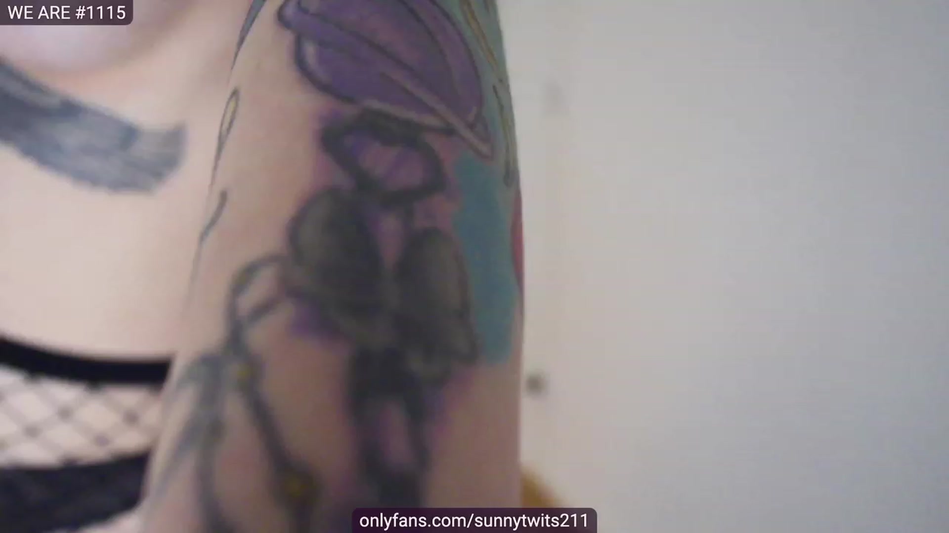 Gallery image thumbnail from SassySuz_'s myfreecams stream on, 11/16/2022, 12:07 image 18 of 20