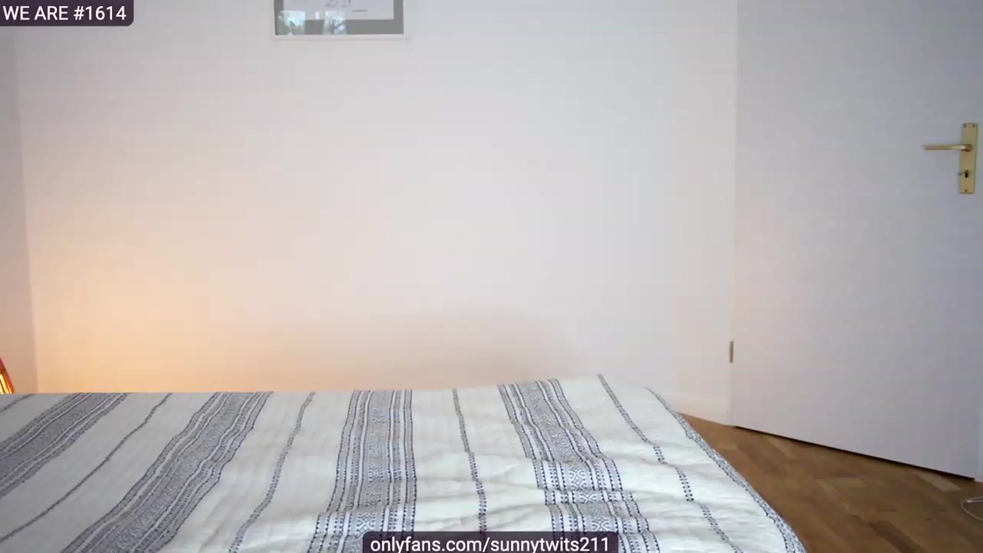 Gallery image thumbnail from SassySuz_'s myfreecams stream on, 11/24/2022, 08:41 image 2 of 20