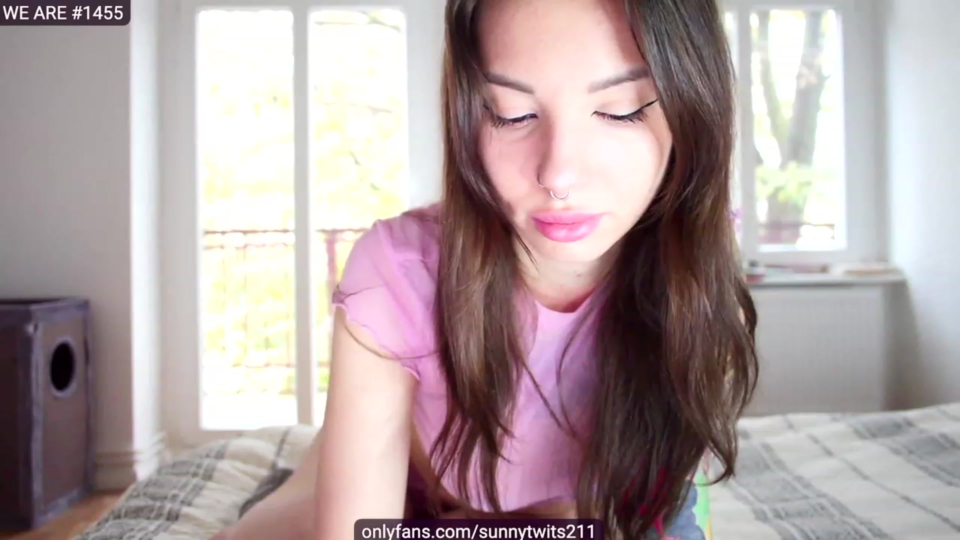 Gallery image thumbnail from SassySuz_'s myfreecams stream on, 11/25/2022, 07:54 image 16 of 20