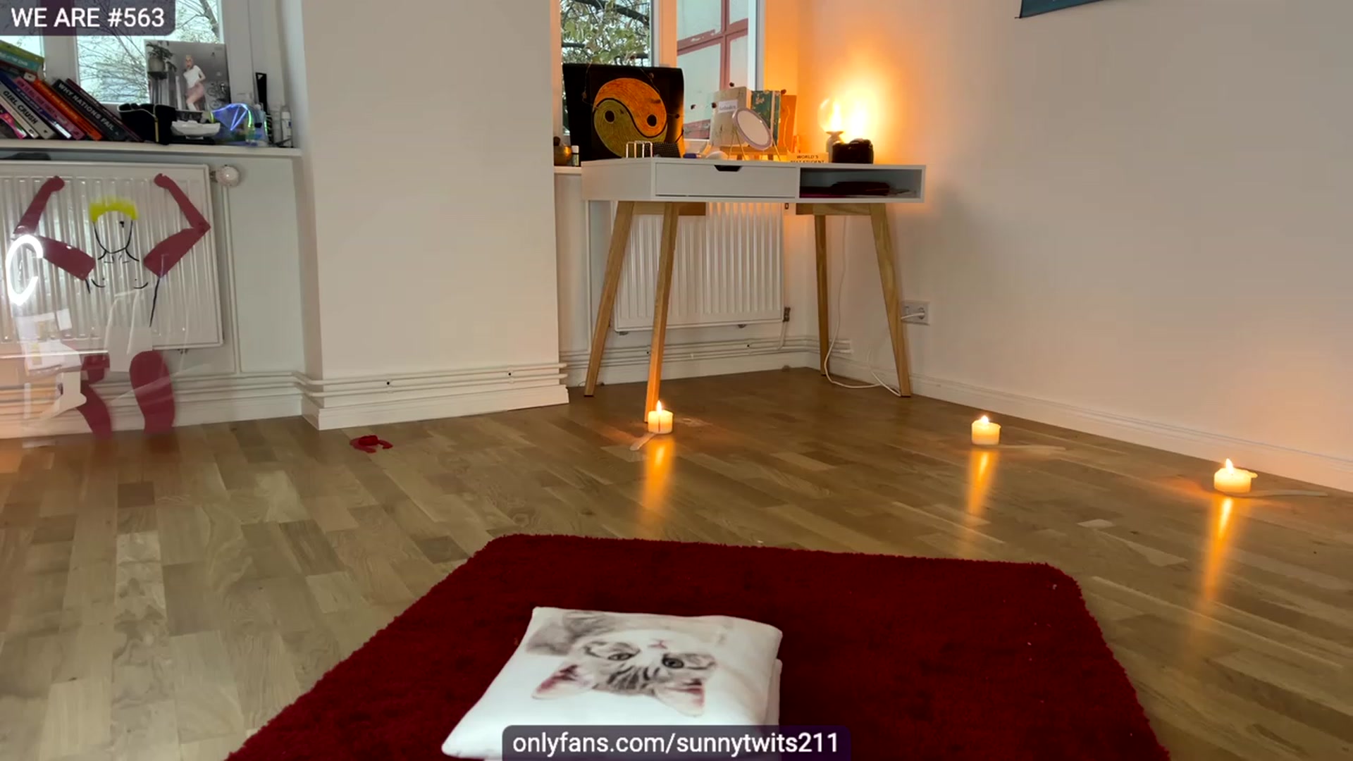 Gallery image thumbnail from SassySuz_'s myfreecams stream on, 12/04/2022, 13:43 image 16 of 20
