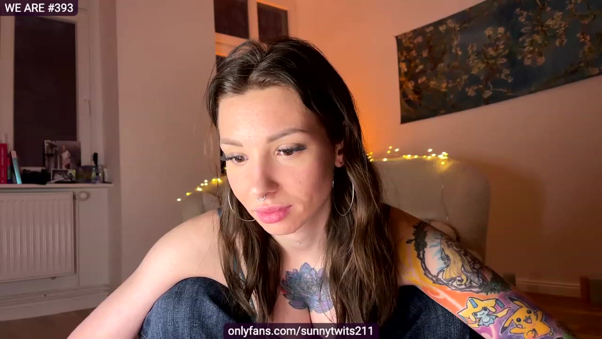 Gallery image thumbnail from SassySuz_'s myfreecams stream on, 12/10/2022, 17:18 image 12 of 20