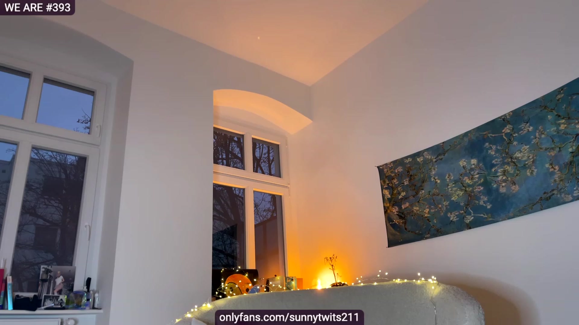 Gallery image thumbnail from SassySuz_'s myfreecams stream on, 12/10/2022, 17:18 image 11 of 20