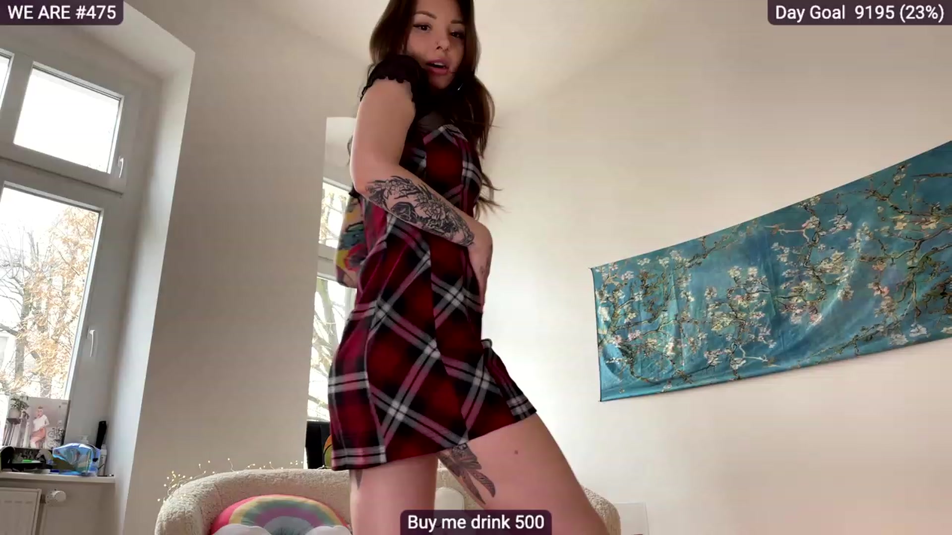 Gallery image thumbnail from SassySuz_'s myfreecams stream on, 12/17/2022, 13:55 image 5 of 20