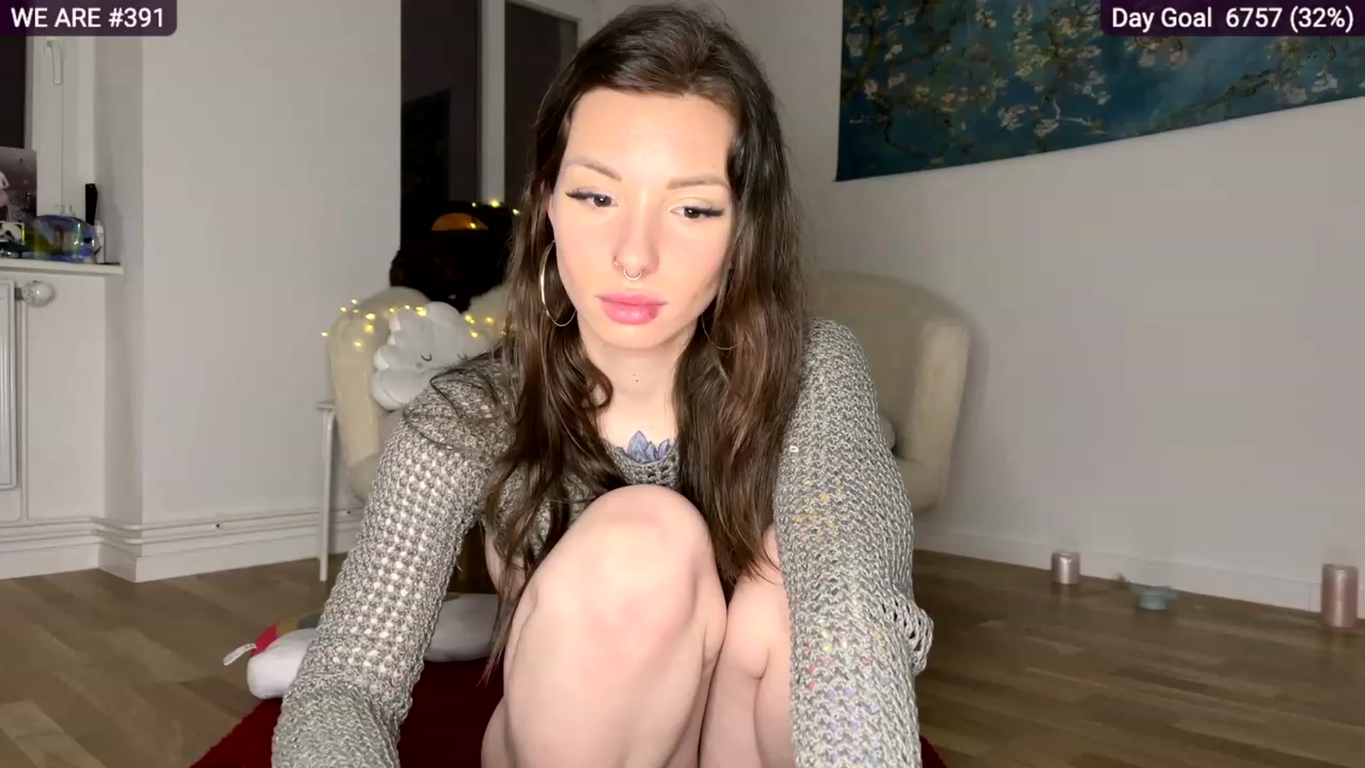 Gallery image thumbnail from SassySuz_'s myfreecams stream on, 12/18/2022, 17:27 image 8 of 20