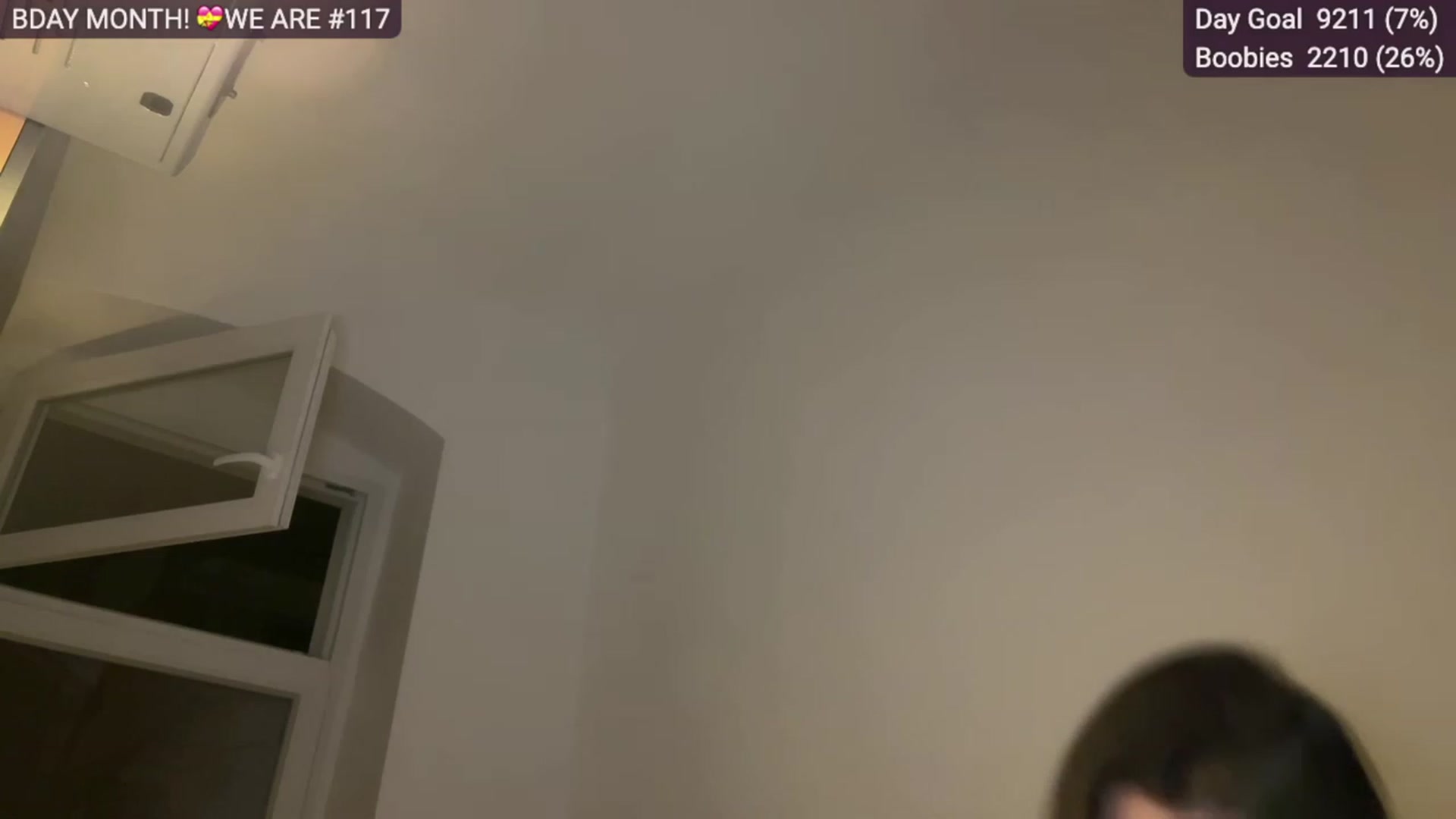 Gallery image thumbnail from SassySuz_'s myfreecams stream on, 01/01/2023, 18:06 image 7 of 20