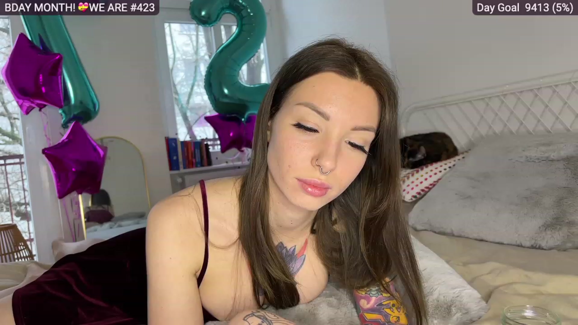 Gallery image thumbnail from SassySuz_'s myfreecams stream on, 01/08/2023, 14:57 image 8 of 20