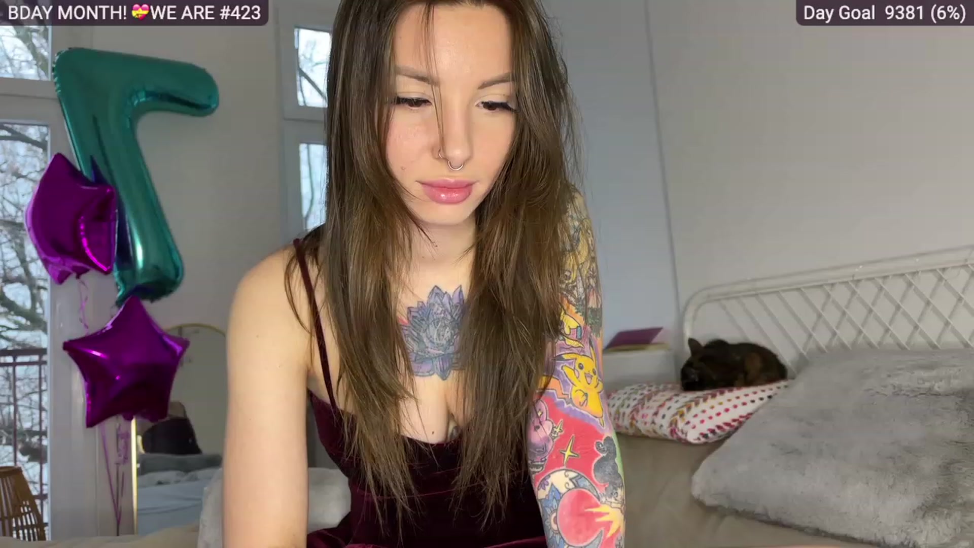 Gallery image thumbnail from SassySuz_'s myfreecams stream on, 01/08/2023, 14:57 image 16 of 20