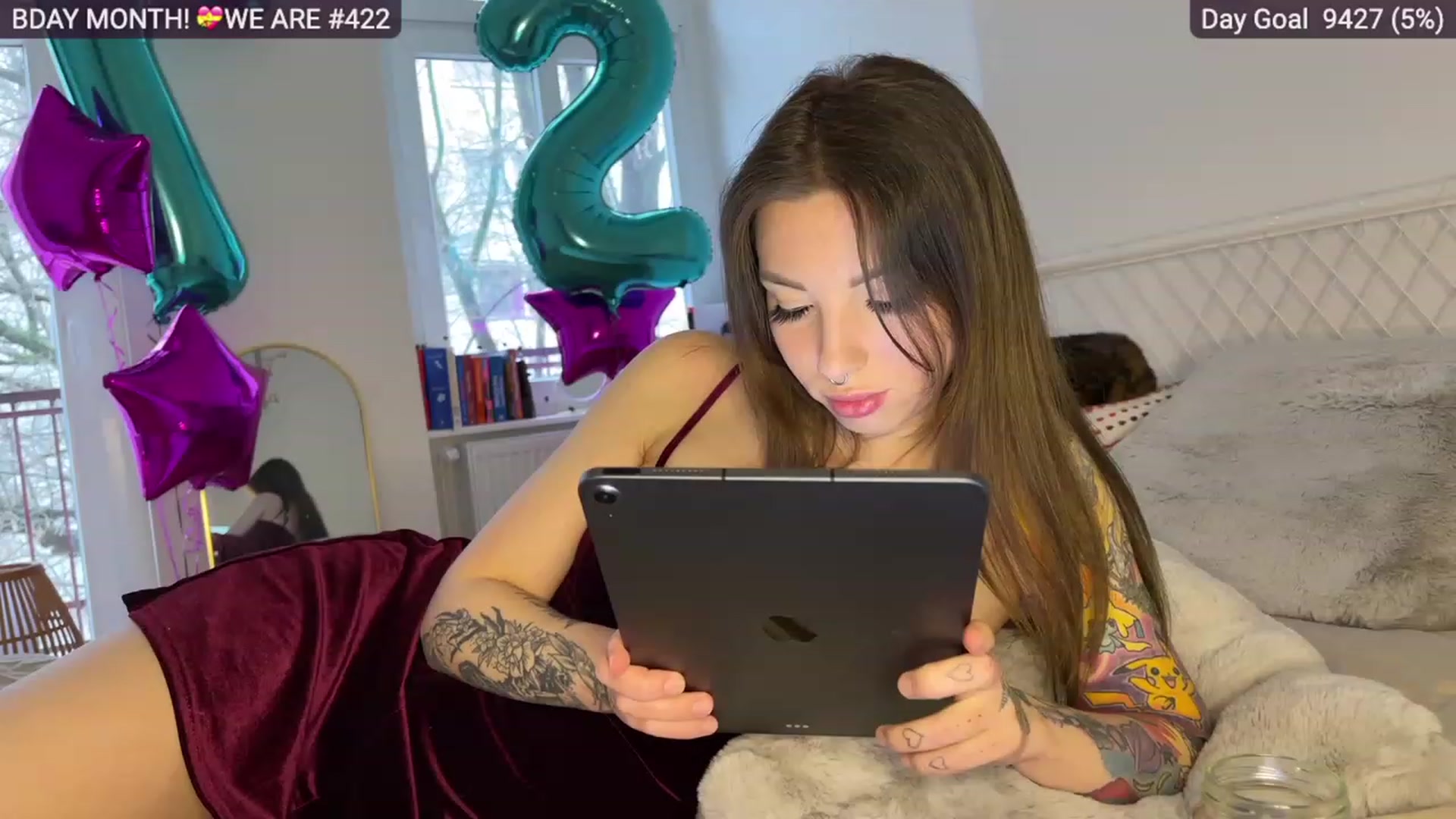Gallery image thumbnail from SassySuz_'s myfreecams stream on, 01/08/2023, 14:57 image 4 of 20