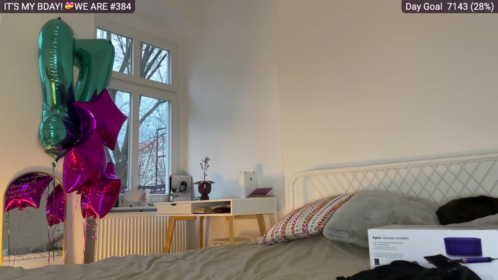 Gallery image thumbnail from SassySuz_'s myfreecams stream on, 01/09/2023, 19:33 image 3 of 20