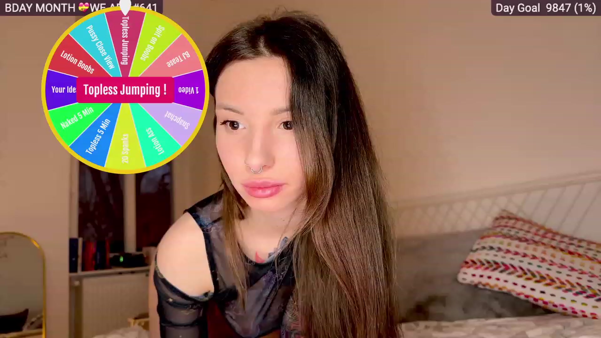 Gallery image thumbnail from SassySuz_'s myfreecams stream on, 01/22/2023, 16:20 image 6 of 20