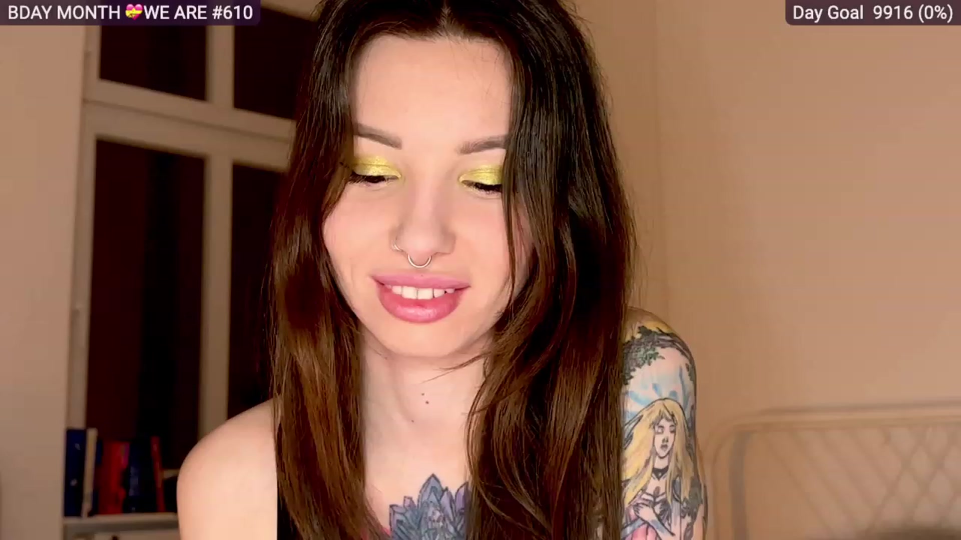 Gallery image thumbnail from SassySuz_'s myfreecams stream on, 01/27/2023, 19:31 image 5 of 20