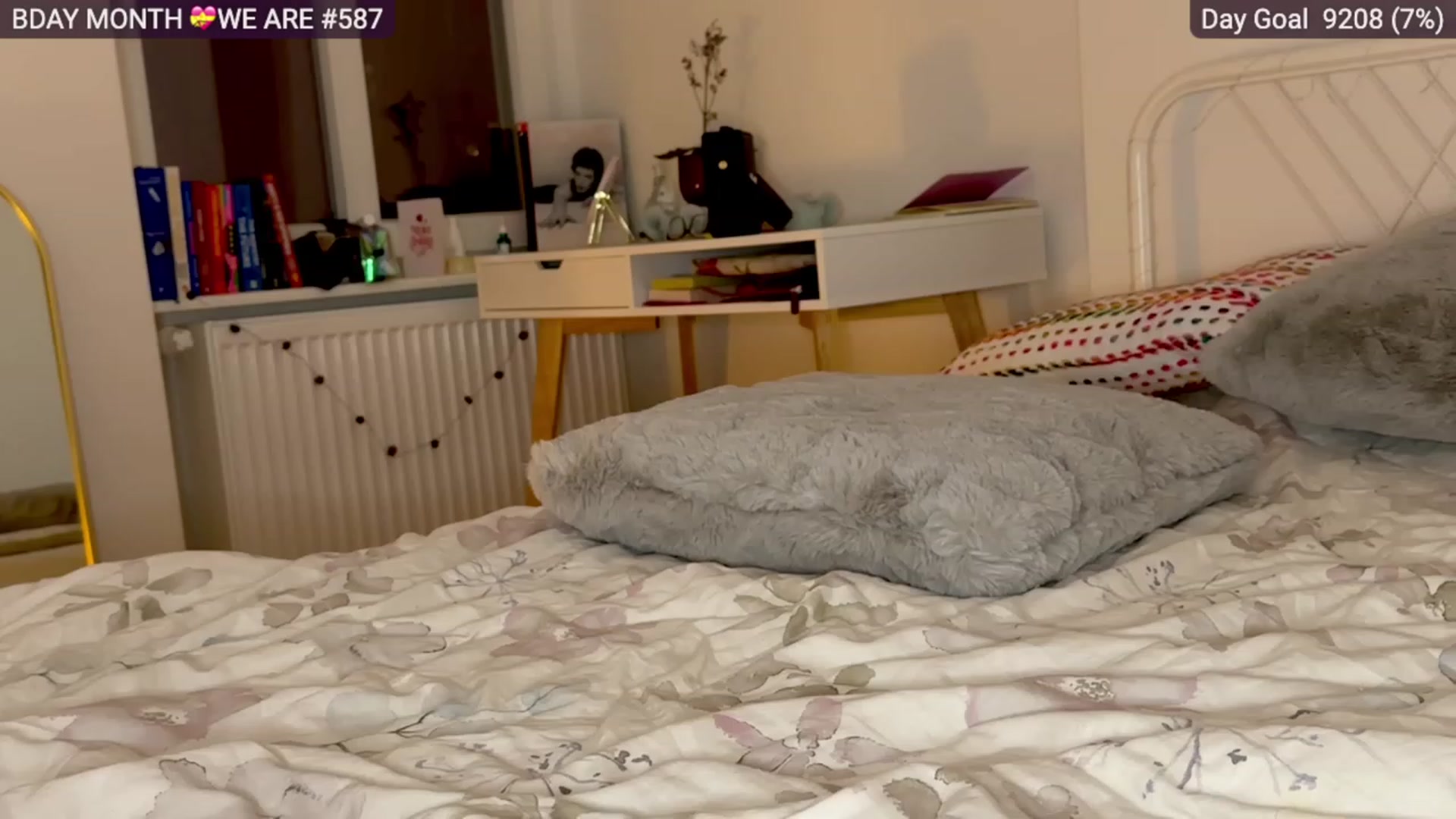 Gallery image thumbnail from SassySuz_'s myfreecams stream on, 01/27/2023, 21:52 image 3 of 20