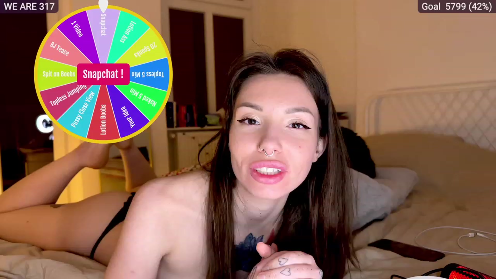 Gallery image thumbnail from SassySuz_'s myfreecams stream on, 02/02/2023, 02:31 image 7 of 20