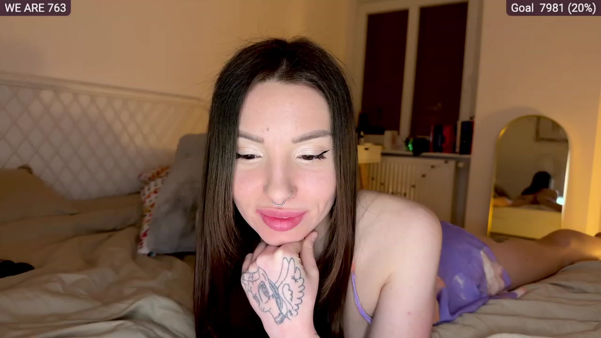 Gallery image thumbnail from SassySuz_'s myfreecams stream on, 02/06/2023, 23:43 image 17 of 20