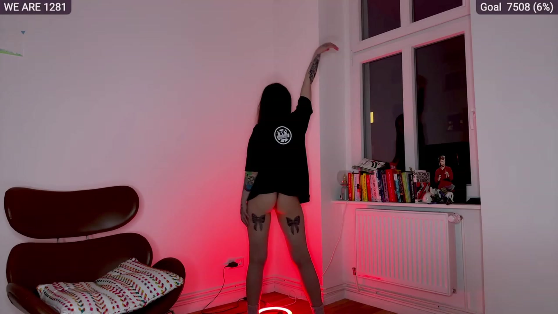 Gallery image thumbnail from SassySuz_'s myfreecams stream on, 02/15/2023, 22:58 image 10 of 20