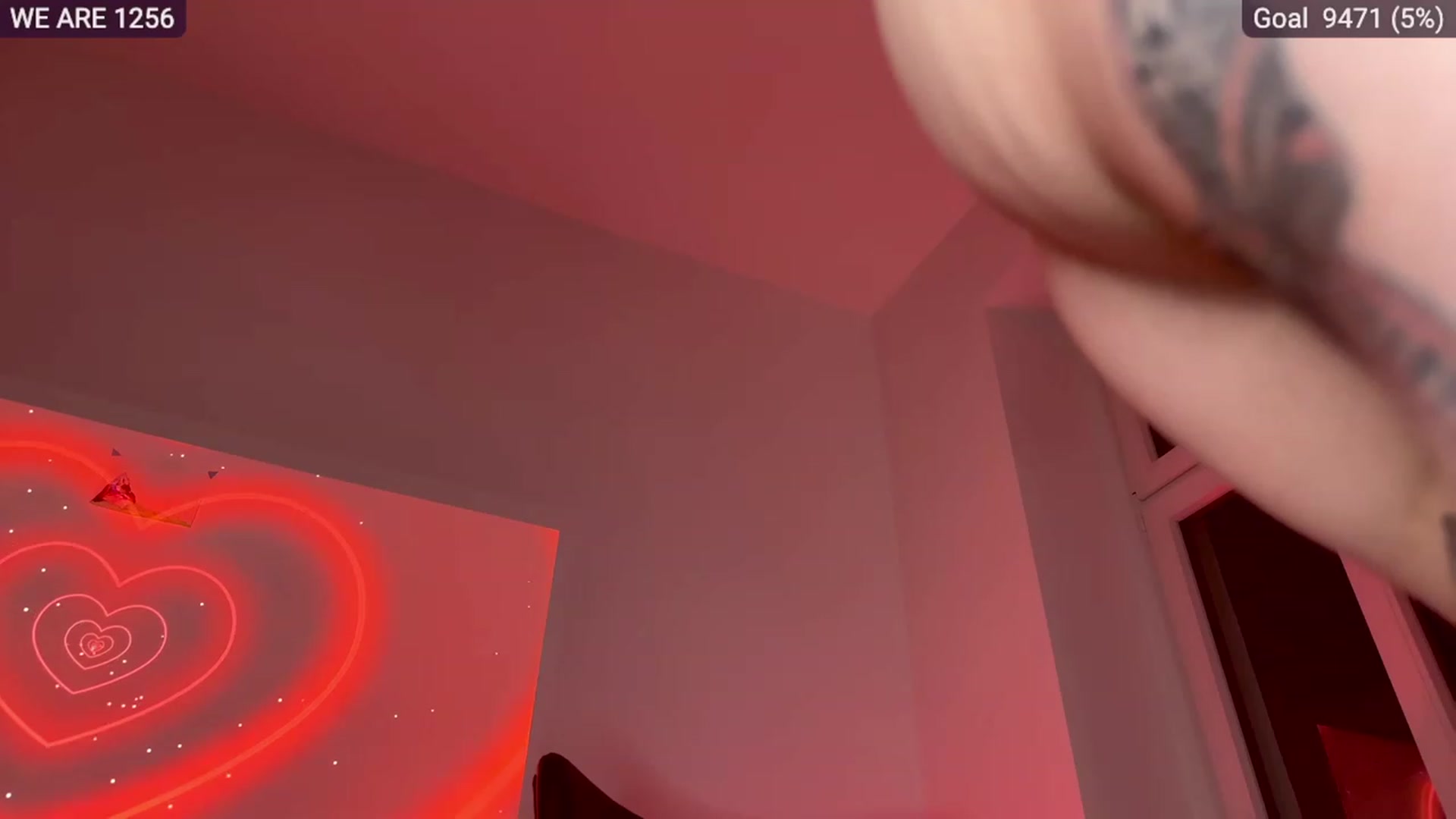 Gallery image thumbnail from SassySuz_'s myfreecams stream on, 02/26/2023, 23:28 image 20 of 20