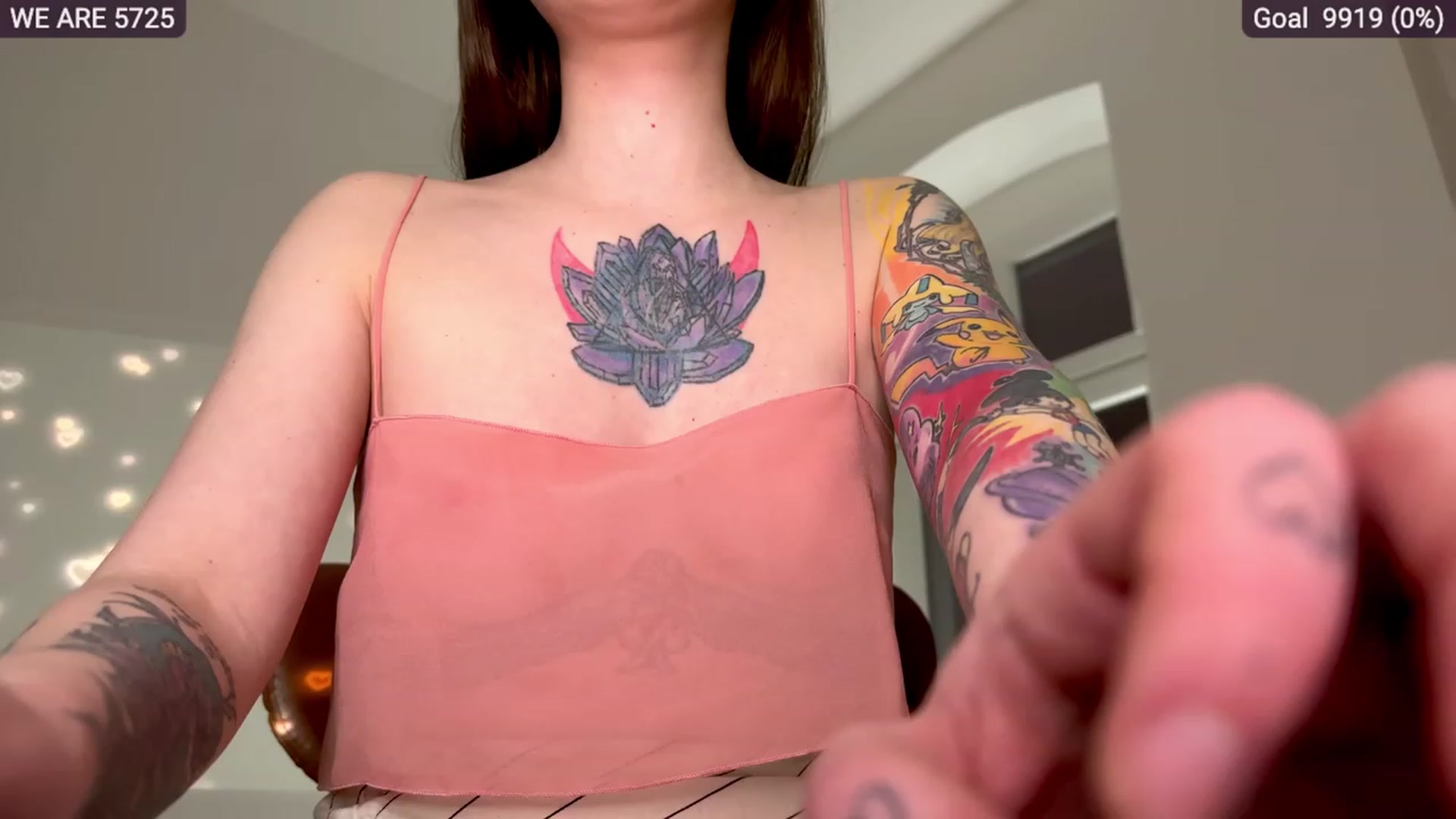 Gallery image thumbnail from SassySuz_'s myfreecams stream on, 03/03/2023, 24:31 image 15 of 20
