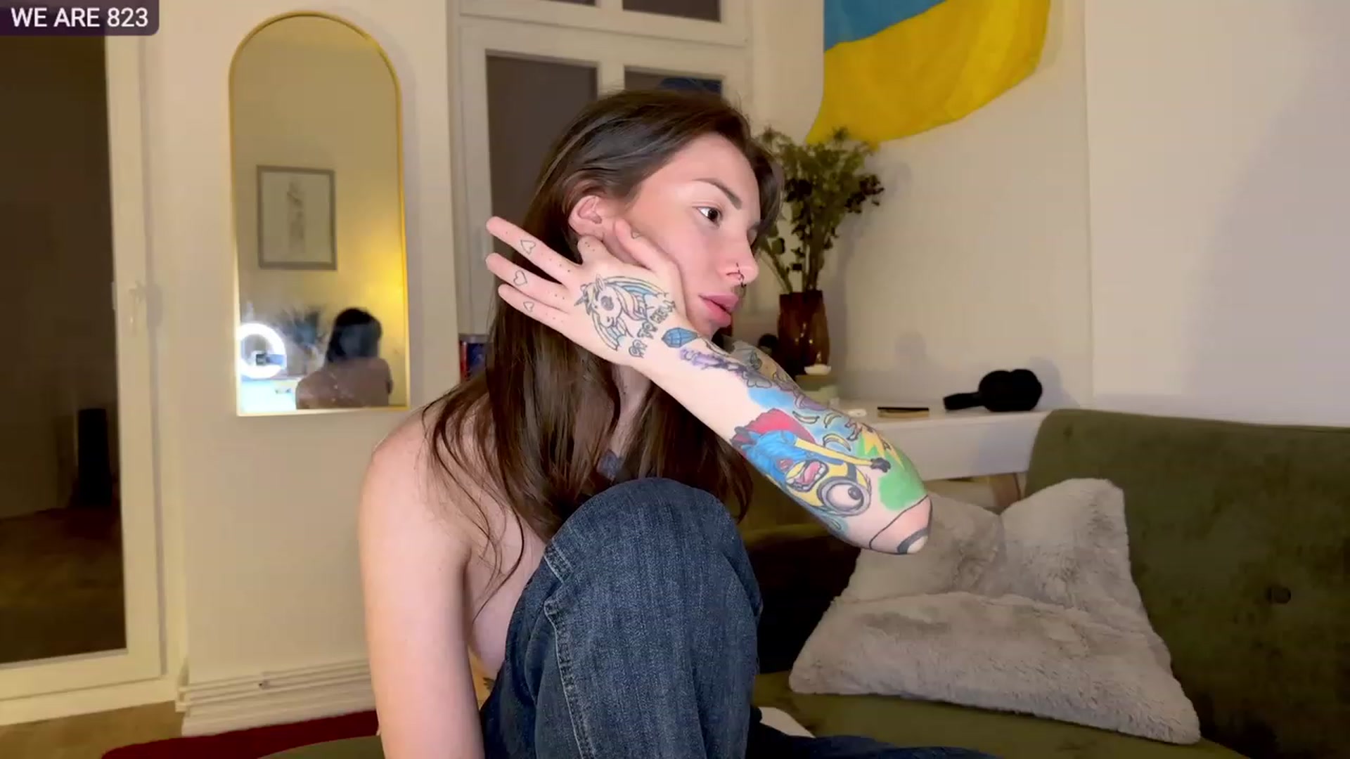 Gallery image thumbnail from SassySuz_'s myfreecams stream on, 03/22/2023, 02:22 image 13 of 20
