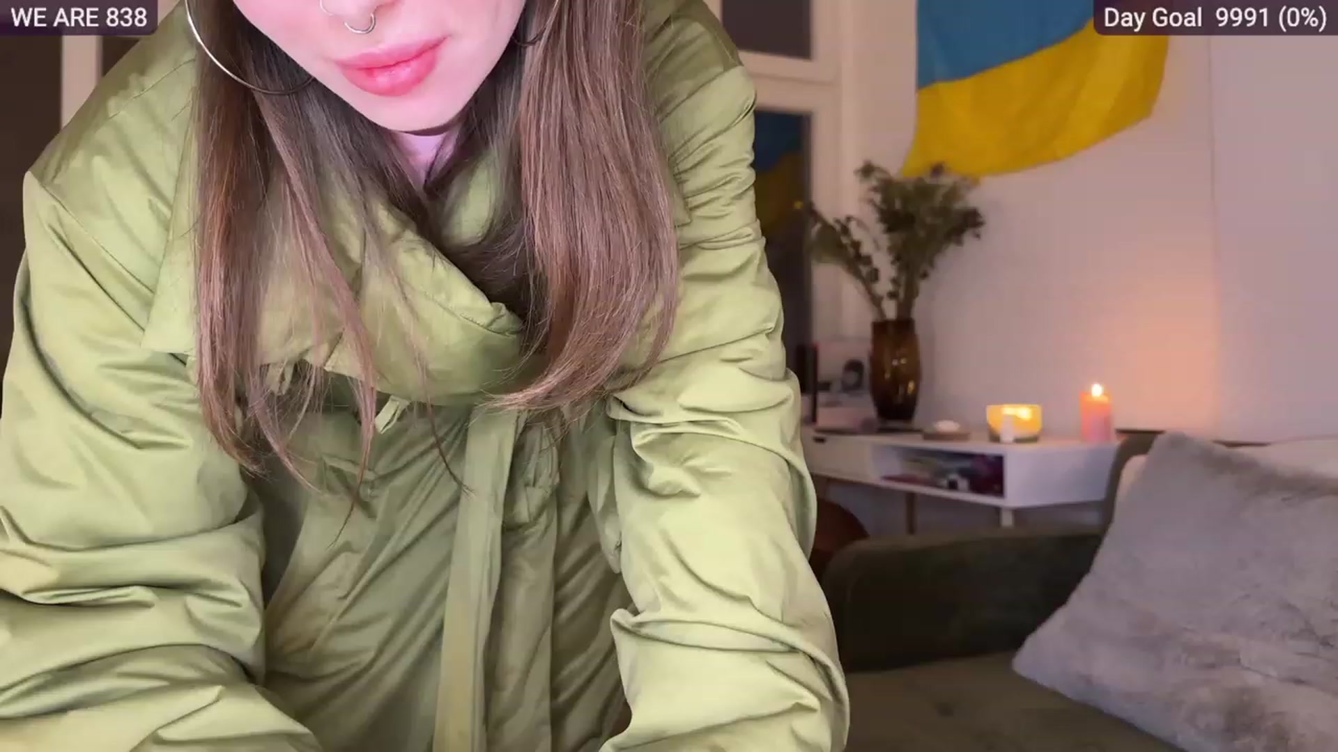 Gallery image thumbnail from SassySuz_'s myfreecams stream on, 03/23/2023, 21:40 image 4 of 20