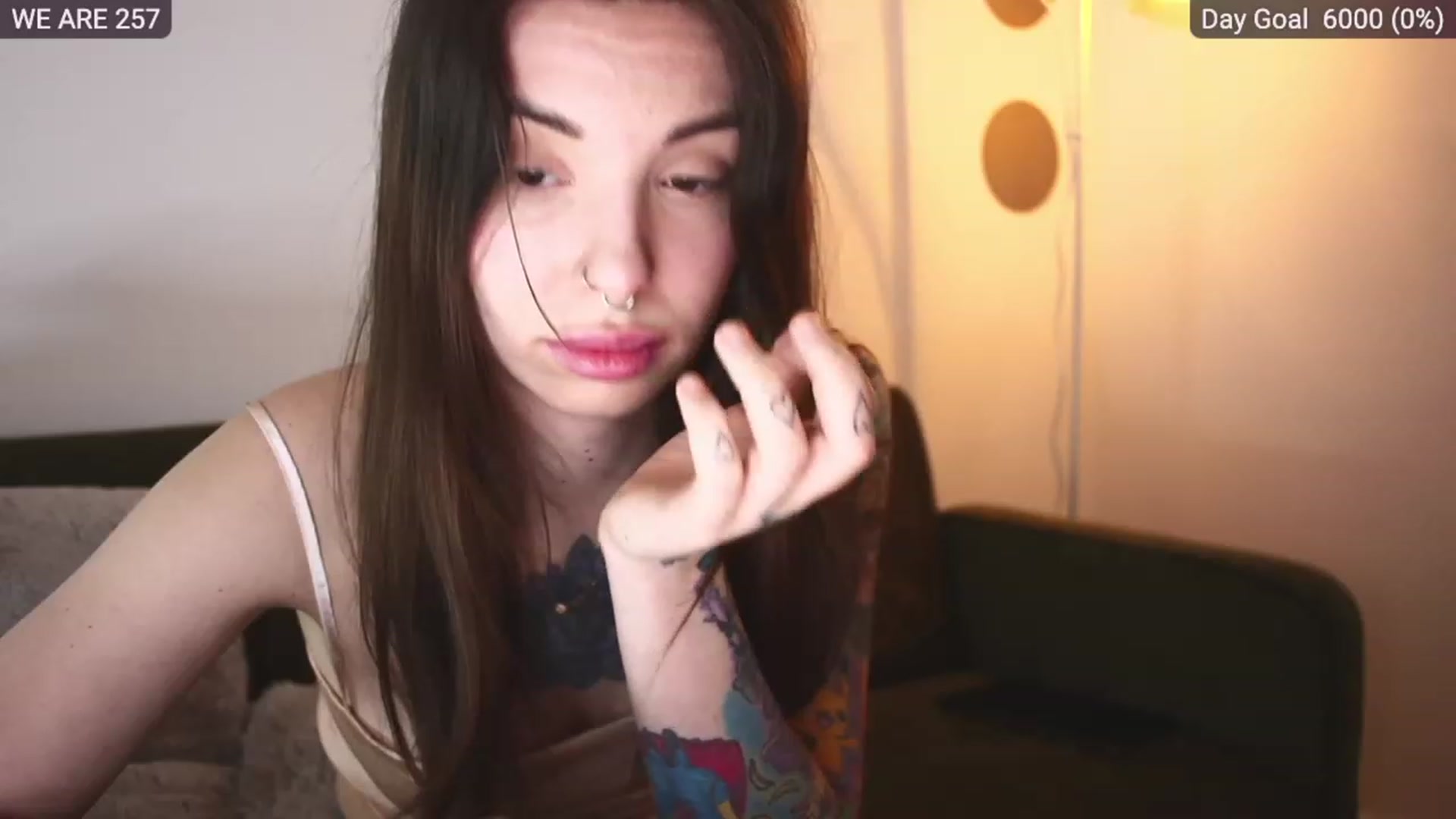 Gallery image thumbnail from SassySuz_'s myfreecams stream on, 04/02/2023, 23:42 image 17 of 20