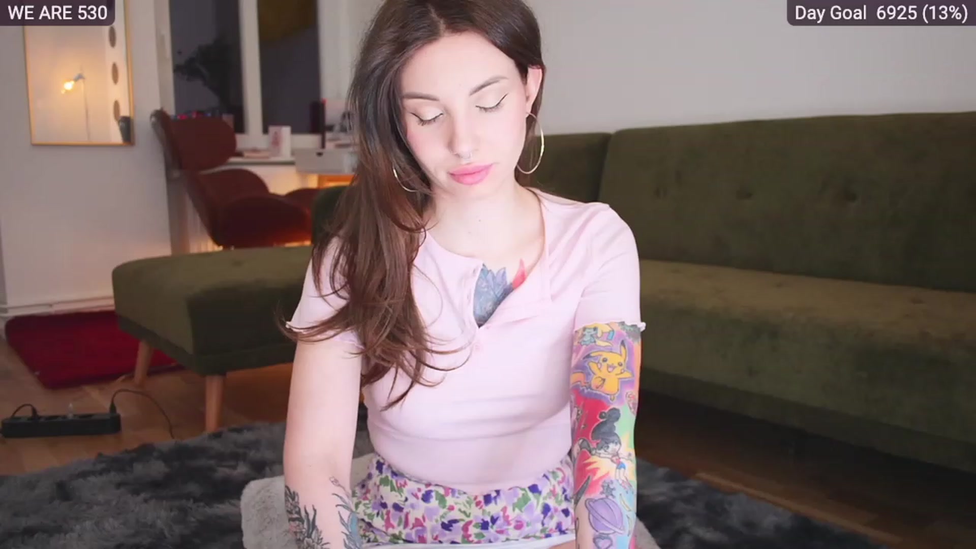 Gallery image thumbnail from SassySuz_'s myfreecams stream on, 04/10/2023, 24:02 image 13 of 20