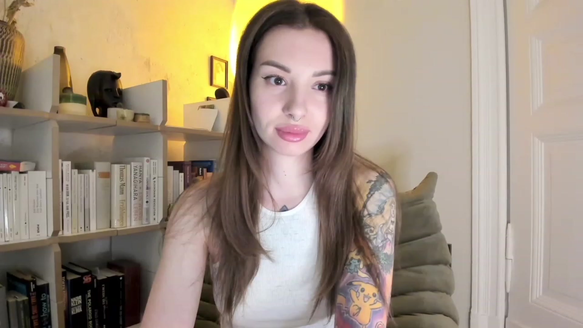 Gallery image thumbnail from SassySuz_'s myfreecams stream on, 04/22/2023, 20:55 image 20 of 20