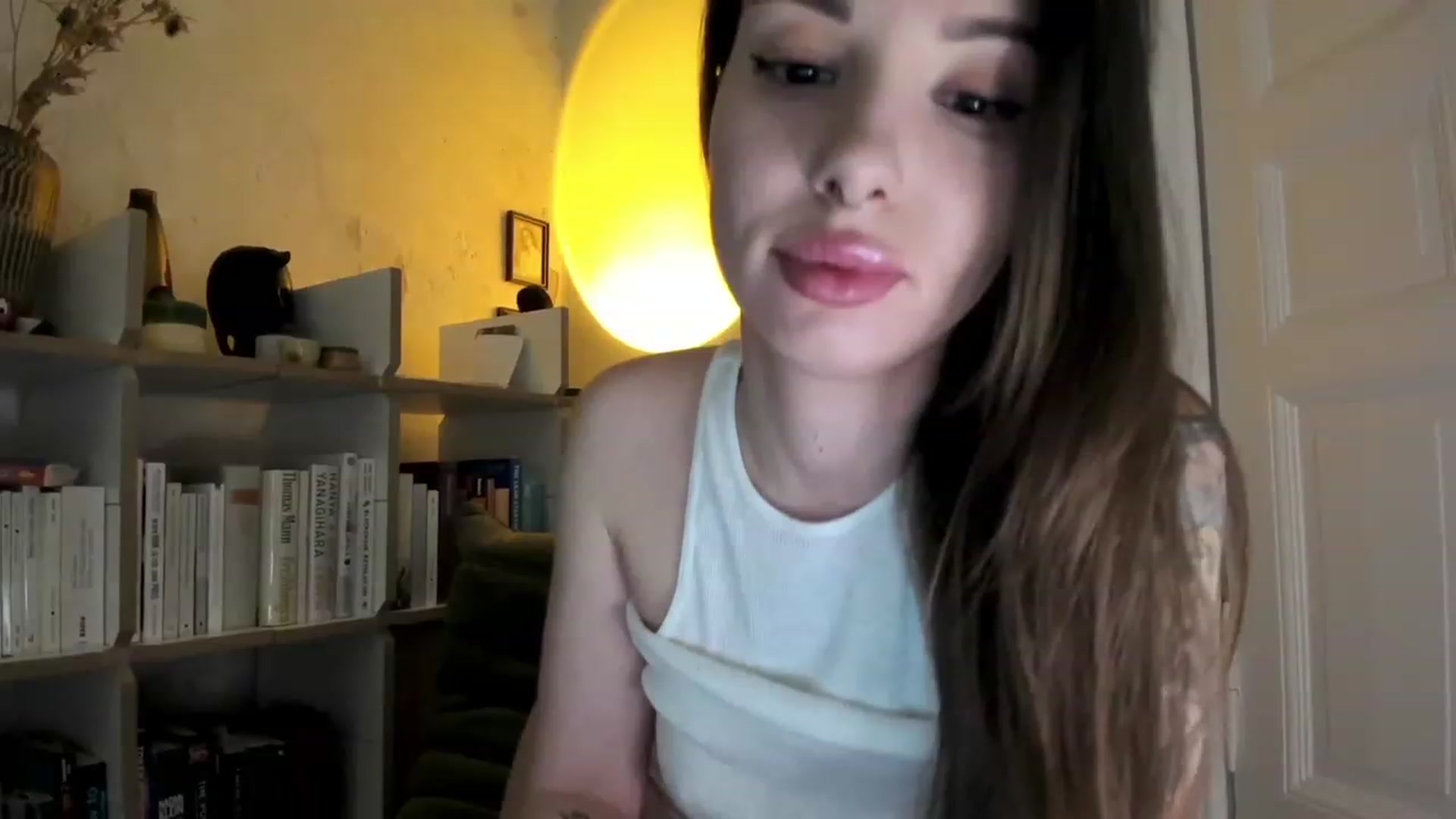 Gallery image thumbnail from SassySuz_'s myfreecams stream on, 04/22/2023, 20:55 image 18 of 20