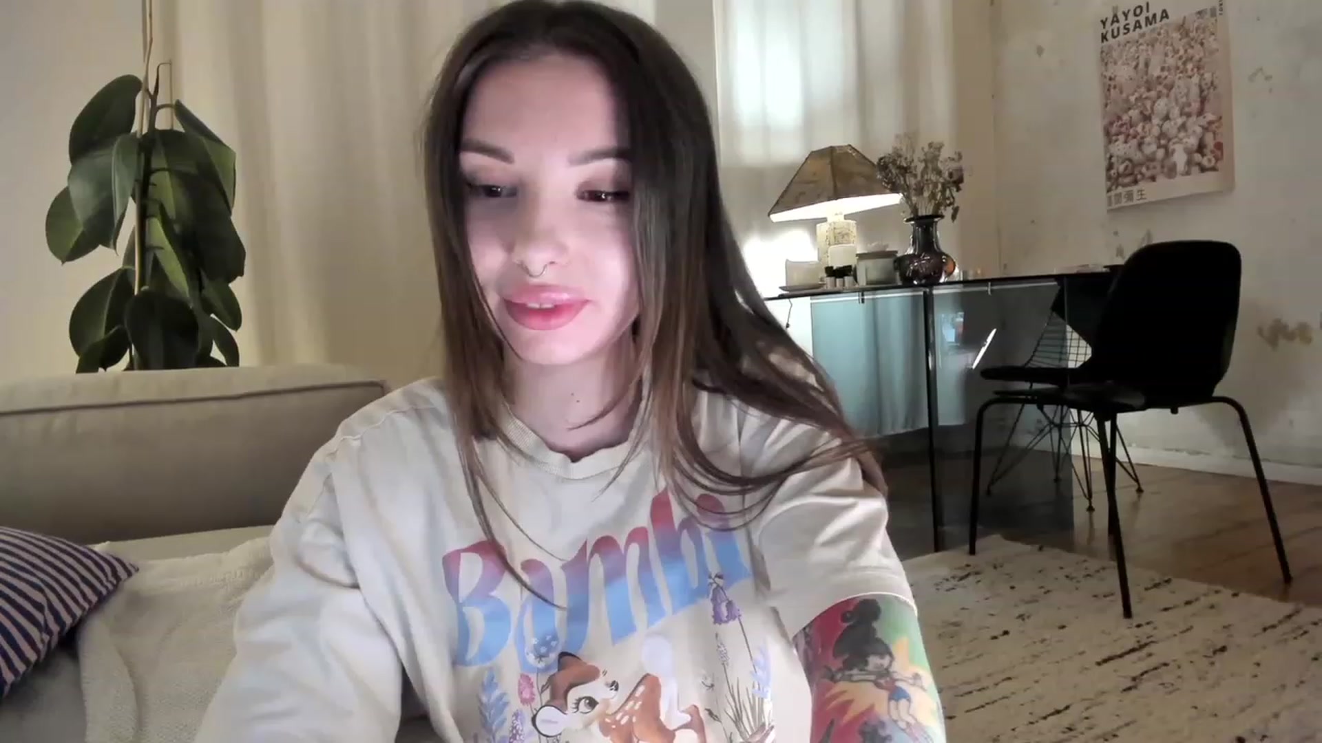 Gallery image thumbnail from SassySuz_'s myfreecams stream on, 04/22/2023, 22:41 image 14 of 20
