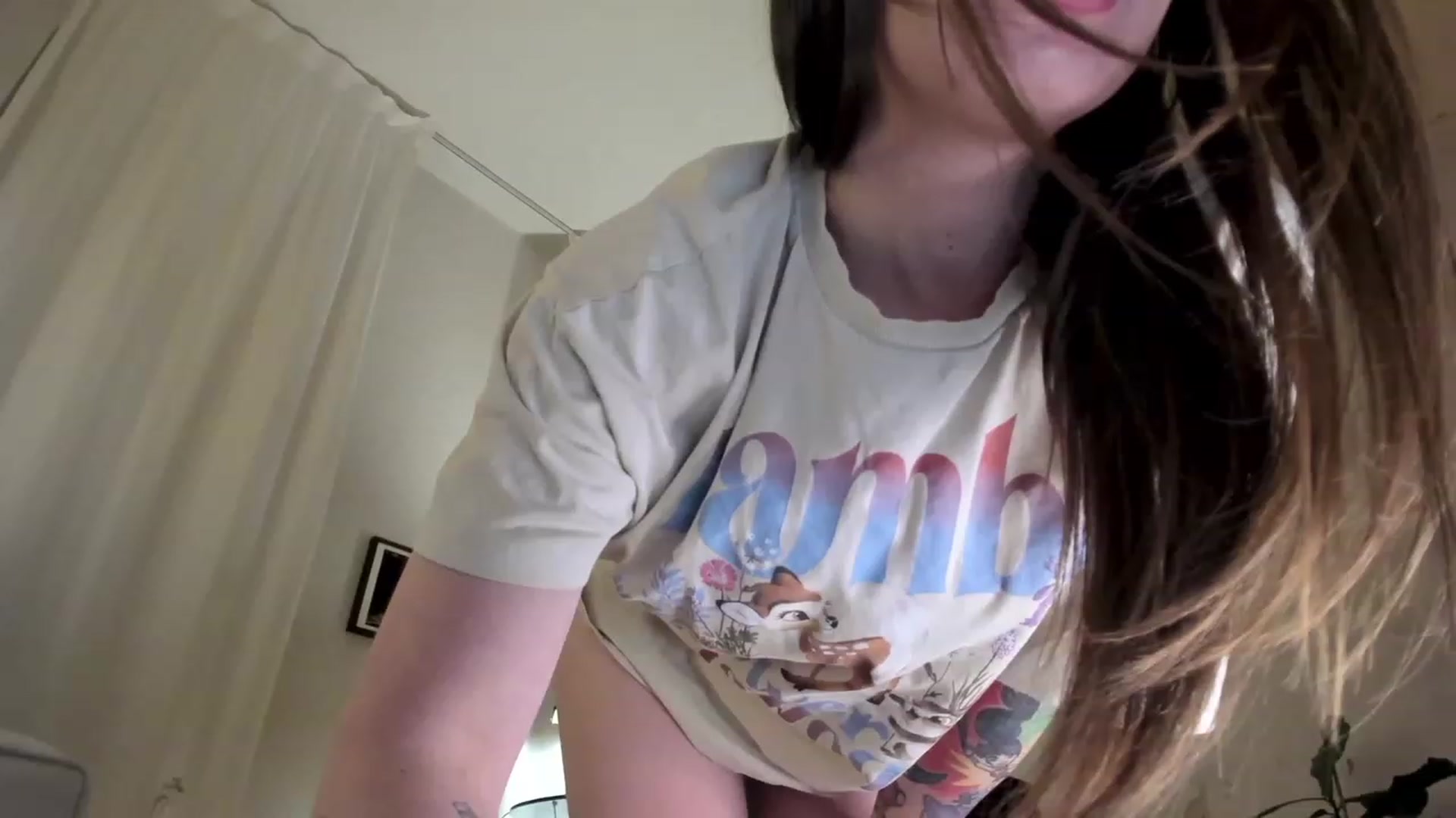 Gallery image thumbnail from SassySuz_'s myfreecams stream on, 04/22/2023, 22:41 image 9 of 20