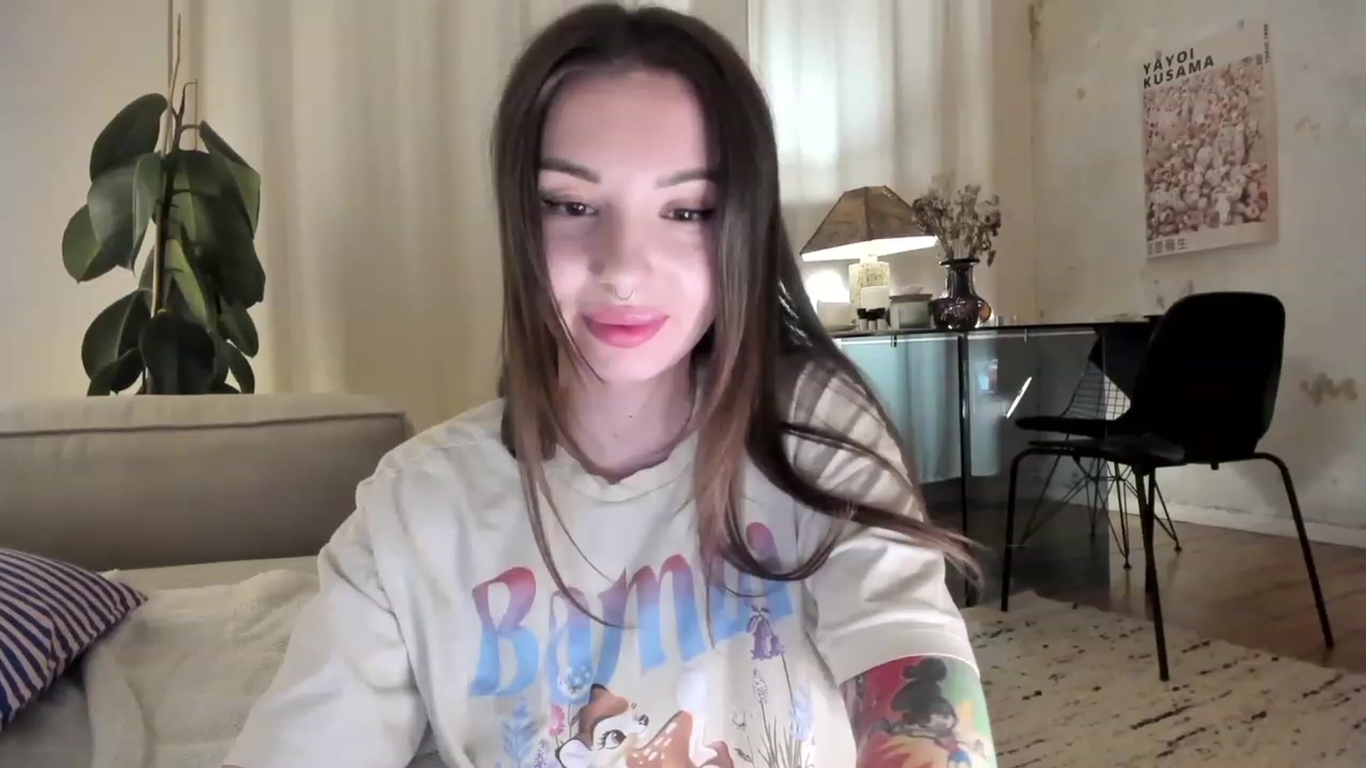 Gallery image thumbnail from SassySuz_'s myfreecams stream on, 04/22/2023, 22:41 image 15 of 20
