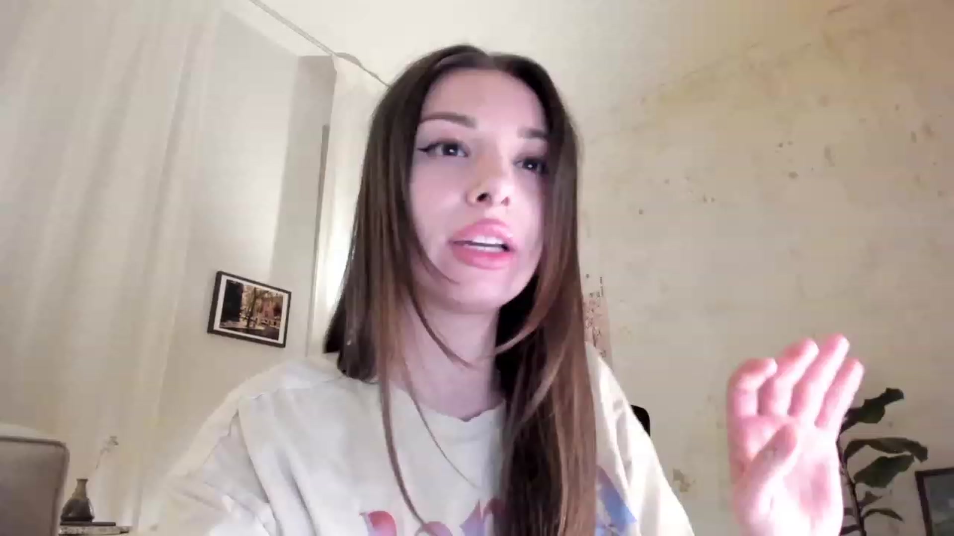 Gallery image thumbnail from SassySuz_'s myfreecams stream on, 04/22/2023, 22:41 image 11 of 20