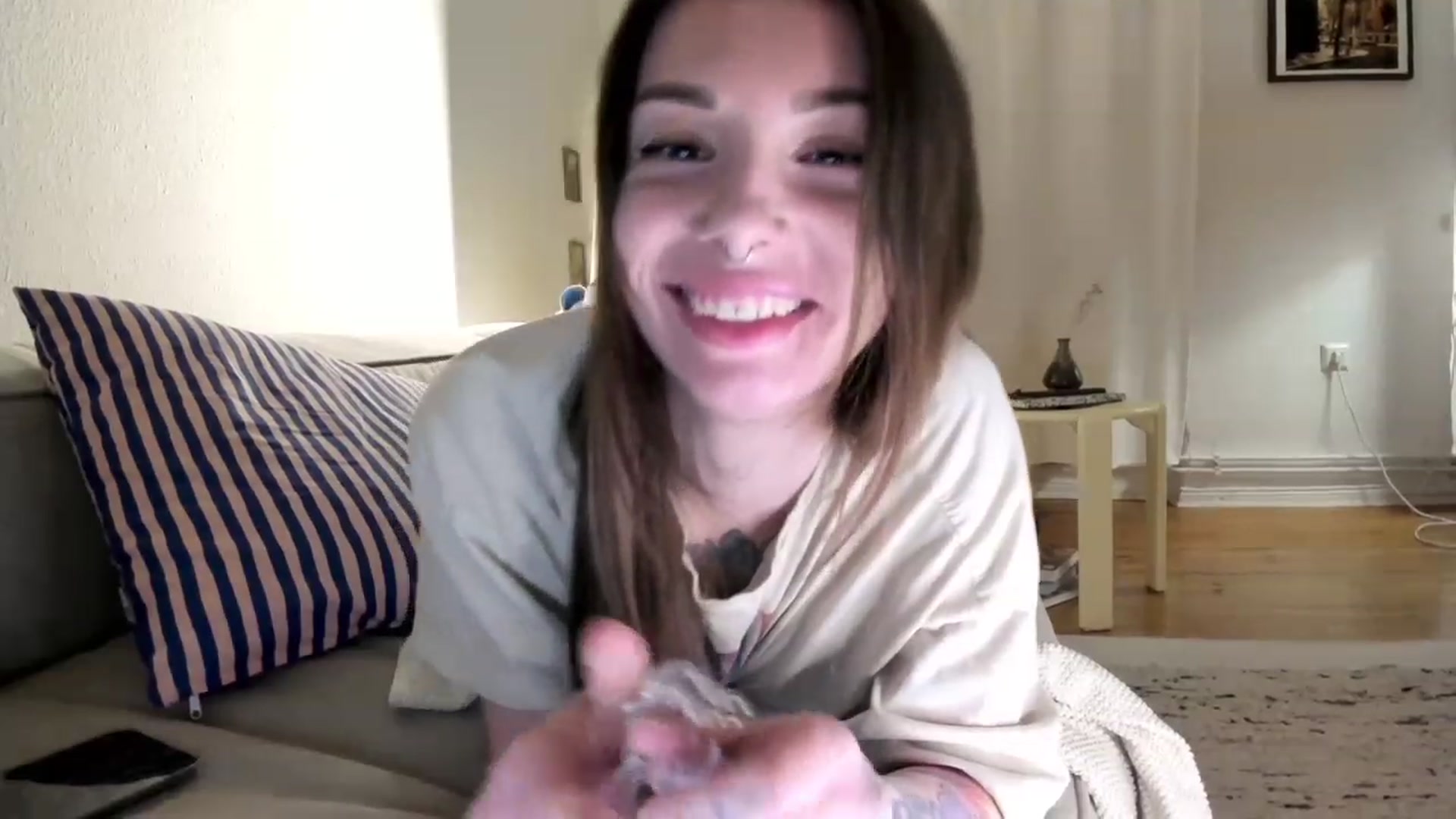 Gallery image thumbnail from SassySuz_'s myfreecams stream on, 04/23/2023, 01:12 image 19 of 20