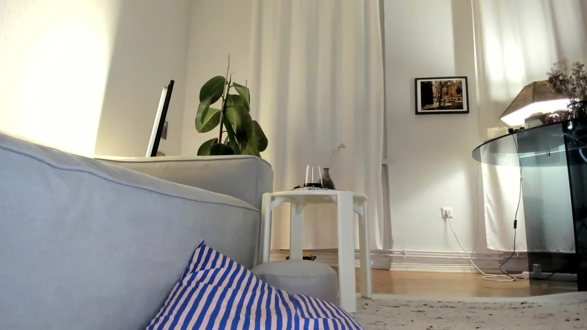 Gallery image thumbnail from SassySuz_'s myfreecams stream on, 04/26/2023, 23:54 image 3 of 20