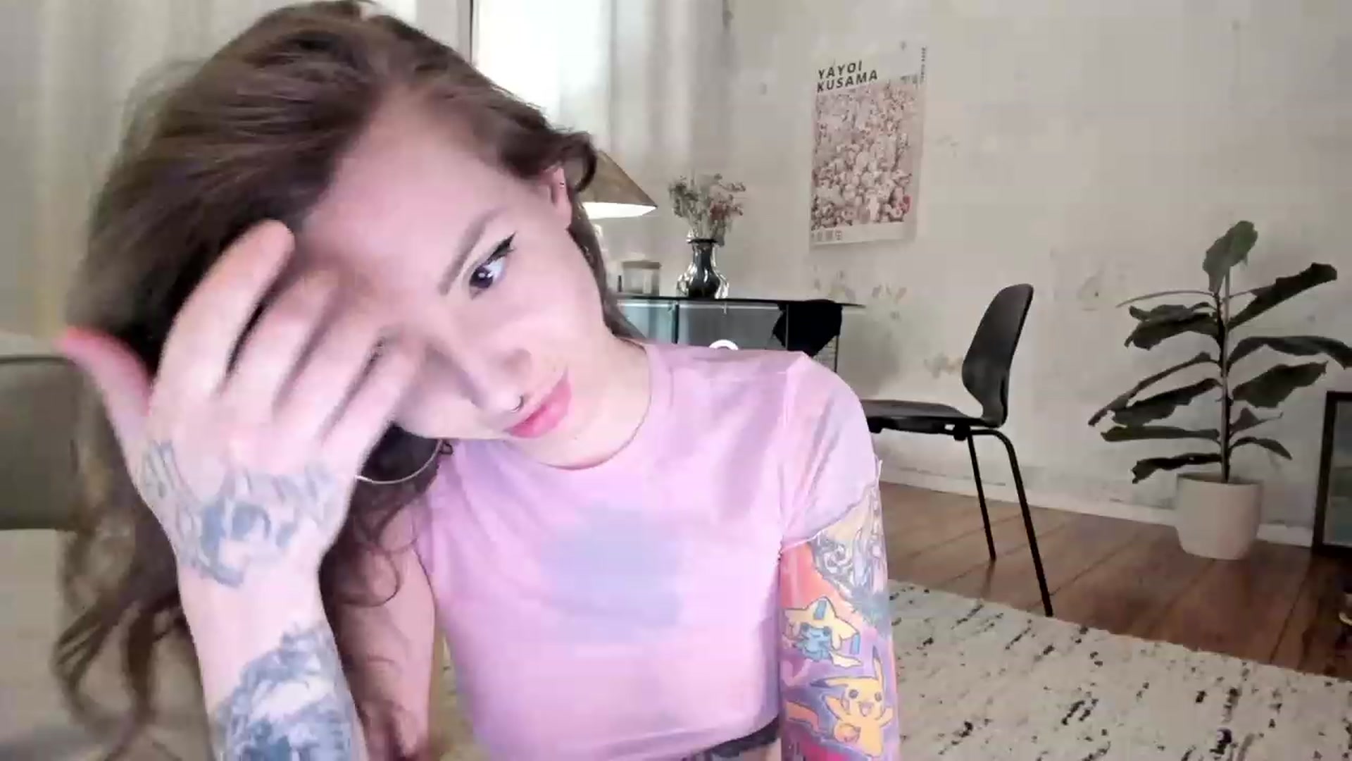 Gallery image thumbnail from SassySuz_'s myfreecams stream on, 04/28/2023, 21:53 image 15 of 20