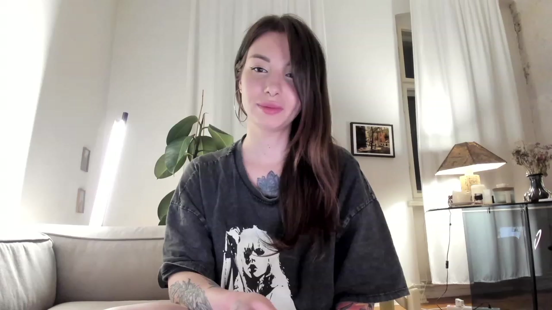 Gallery image thumbnail from SassySuz_'s myfreecams stream on, 04/30/2023, 19:55 image 9 of 20