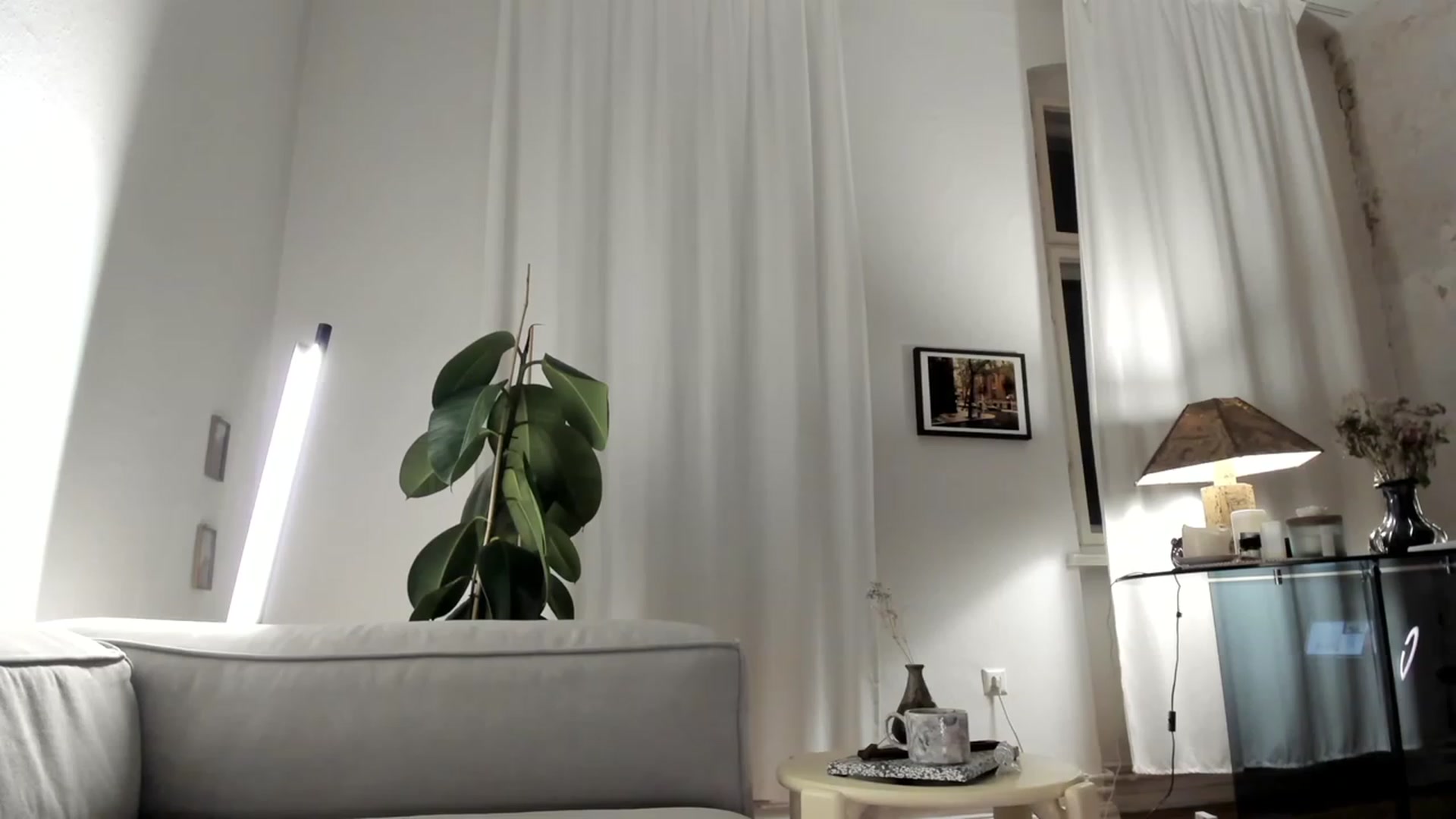 Gallery image thumbnail from SassySuz_'s myfreecams stream on, 04/30/2023, 19:55 image 15 of 20