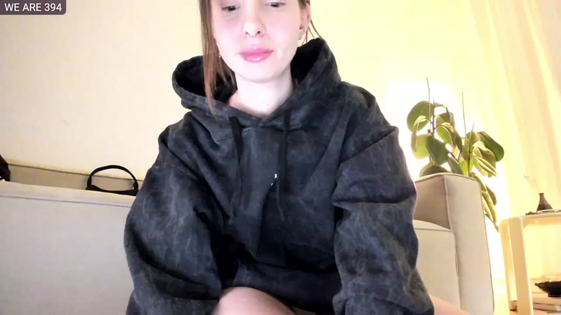 Gallery image thumbnail from SassySuz_'s myfreecams stream on, 05/10/2023, 21:47 image 4 of 20