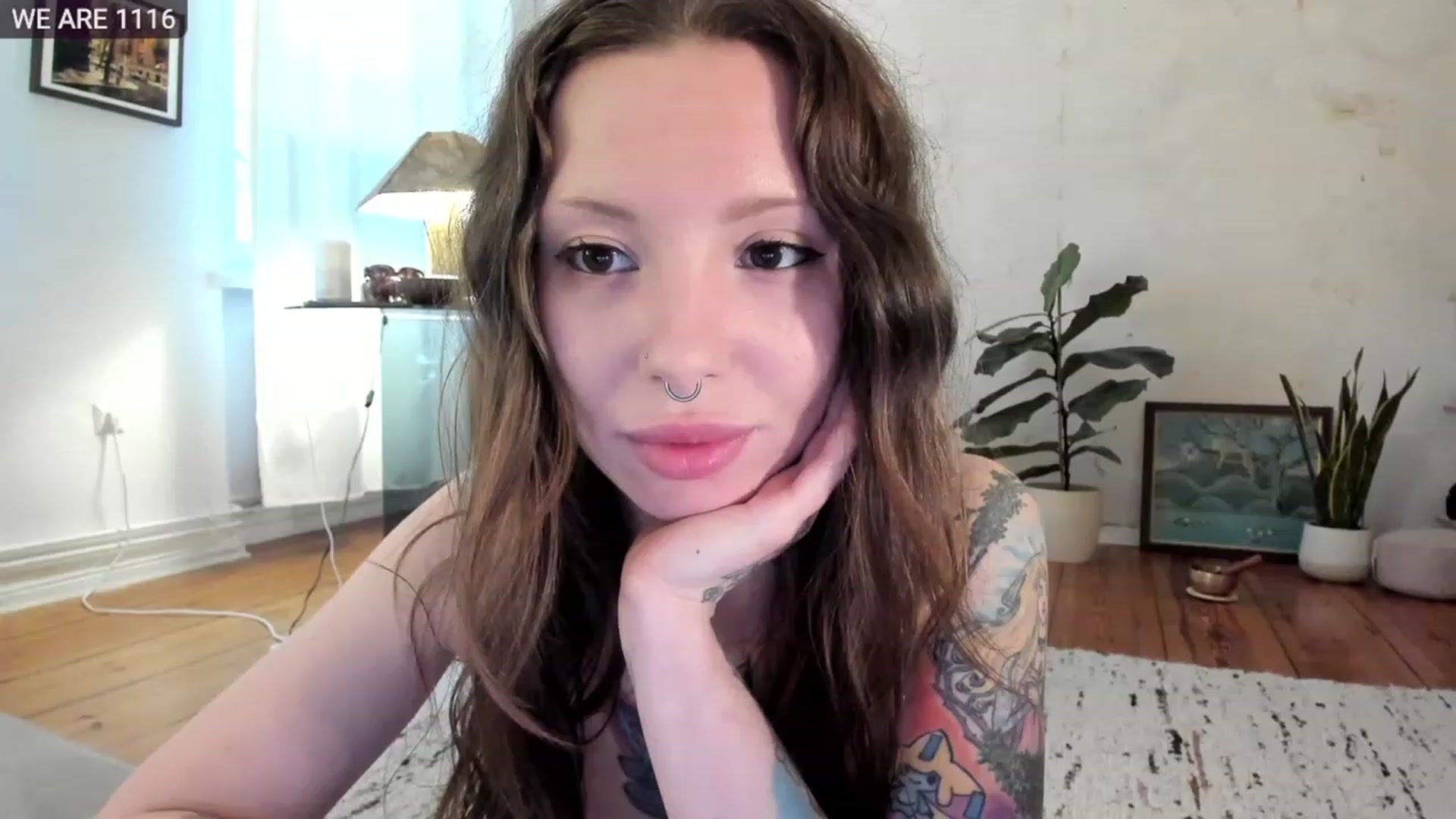 Gallery image thumbnail from SassySuz_'s myfreecams stream on, 06/04/2023, 19:03 image 18 of 20