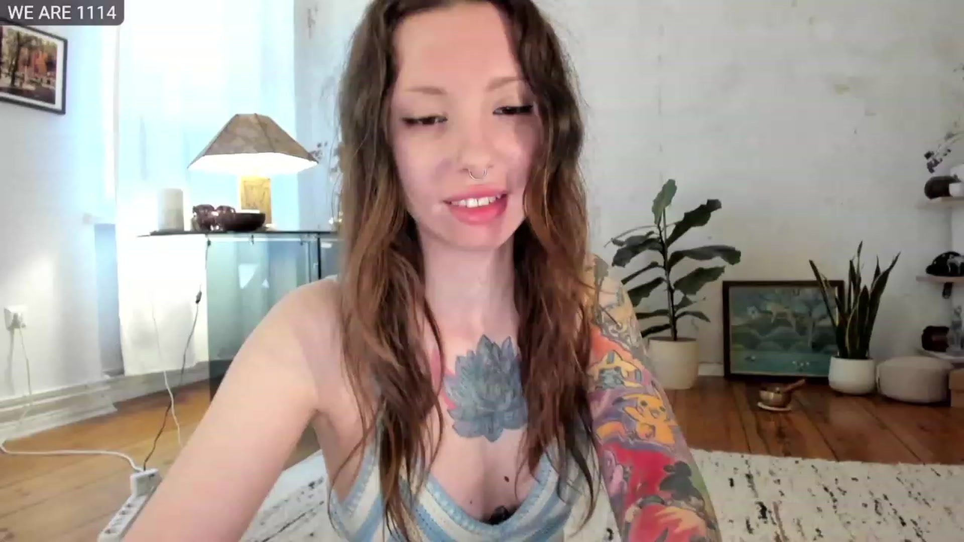 Gallery image thumbnail from SassySuz_'s myfreecams stream on, 06/04/2023, 19:03 image 9 of 20