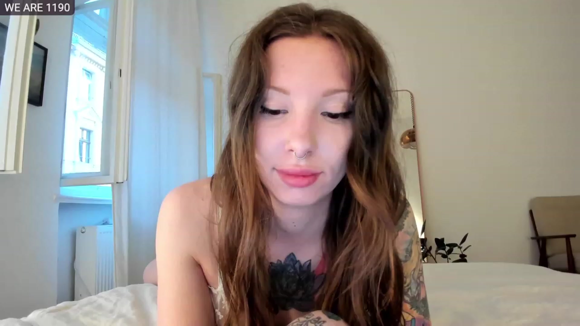 Gallery image thumbnail from SassySuz_'s myfreecams stream on, 06/12/2023, 20:13 image 7 of 20