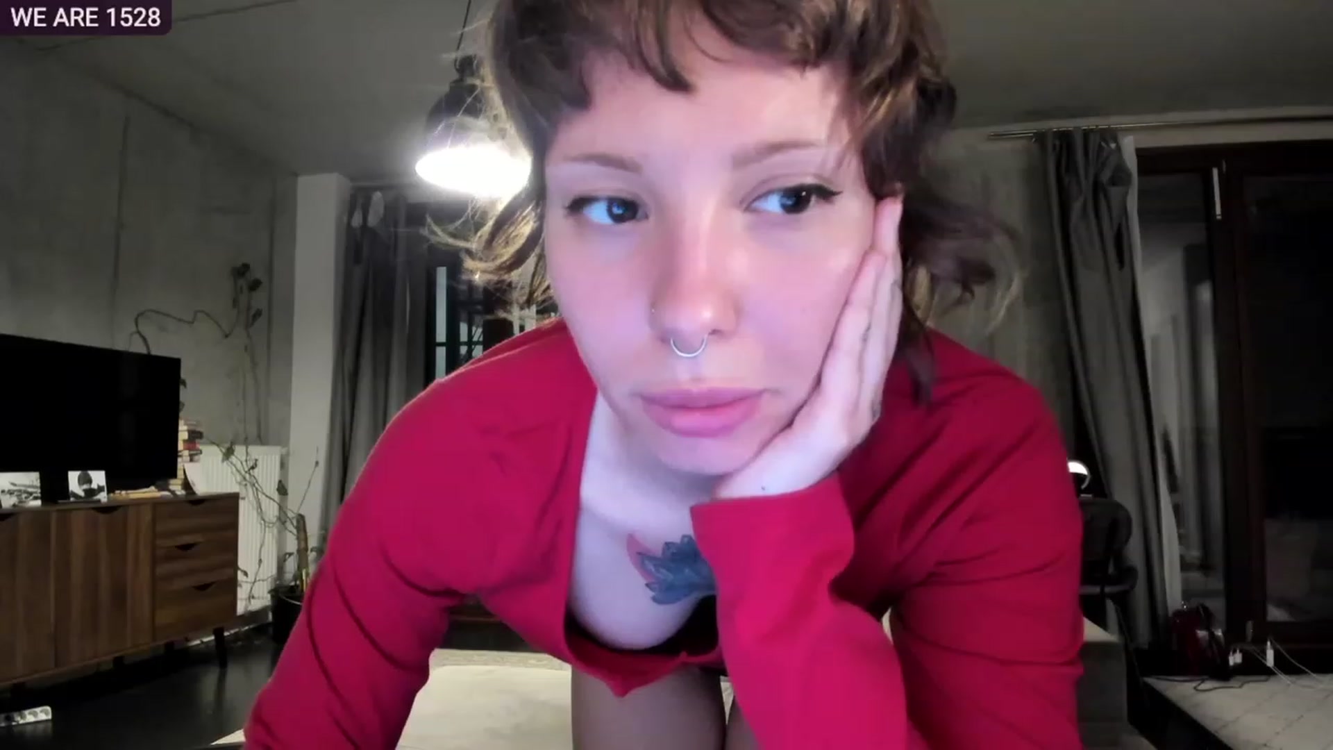 Gallery image thumbnail from SassySuz_'s myfreecams stream on, 06/27/2023, 21:08 image 16 of 20