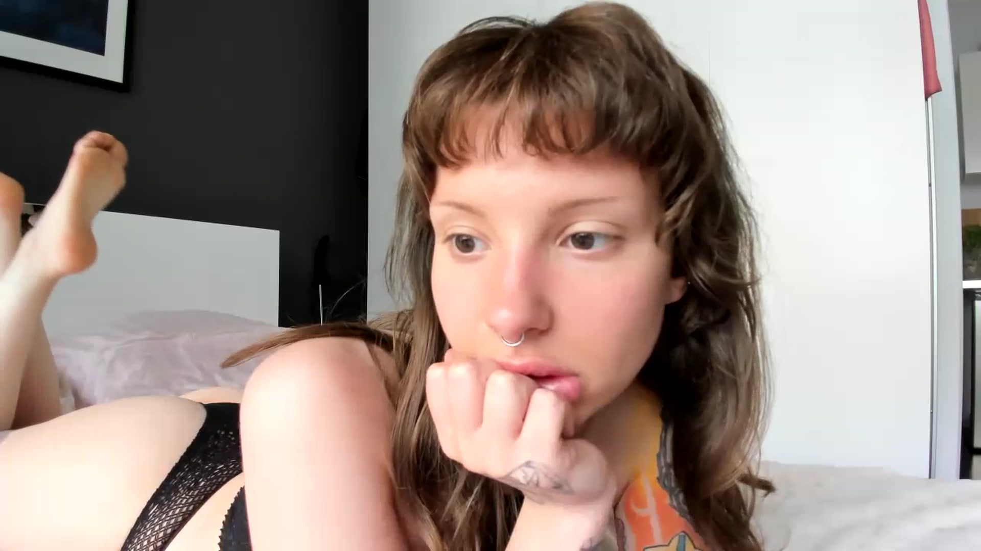 Gallery image thumbnail from SassySuz_'s myfreecams stream on, 07/04/2023, 11:30 image 14 of 20