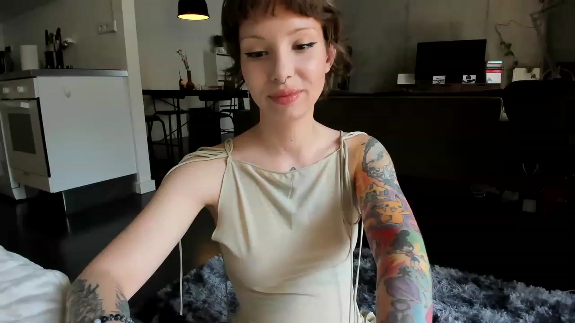 Gallery image thumbnail from SassySuz_'s myfreecams stream on, 07/09/2023, 12:52 image 17 of 20
