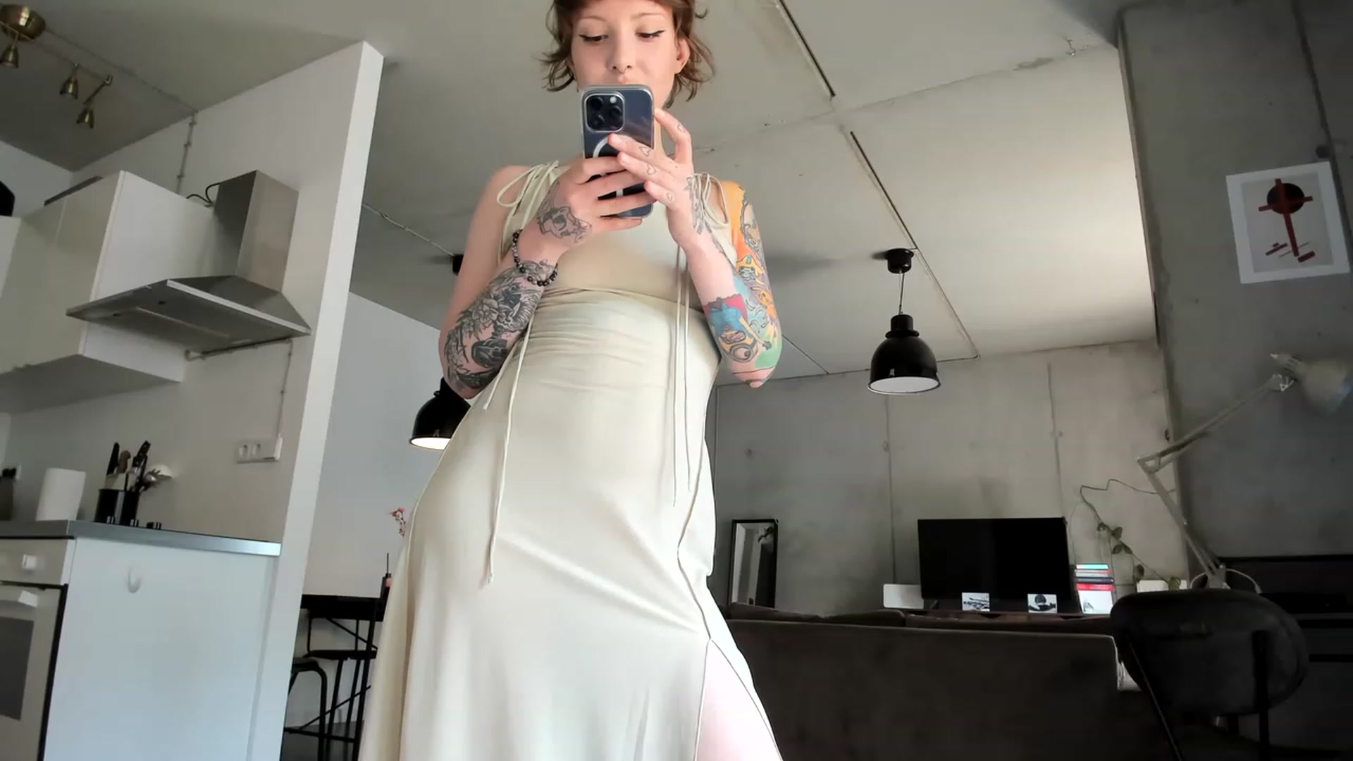 Gallery image thumbnail from SassySuz_'s myfreecams stream on, 07/09/2023, 12:52 image 8 of 20